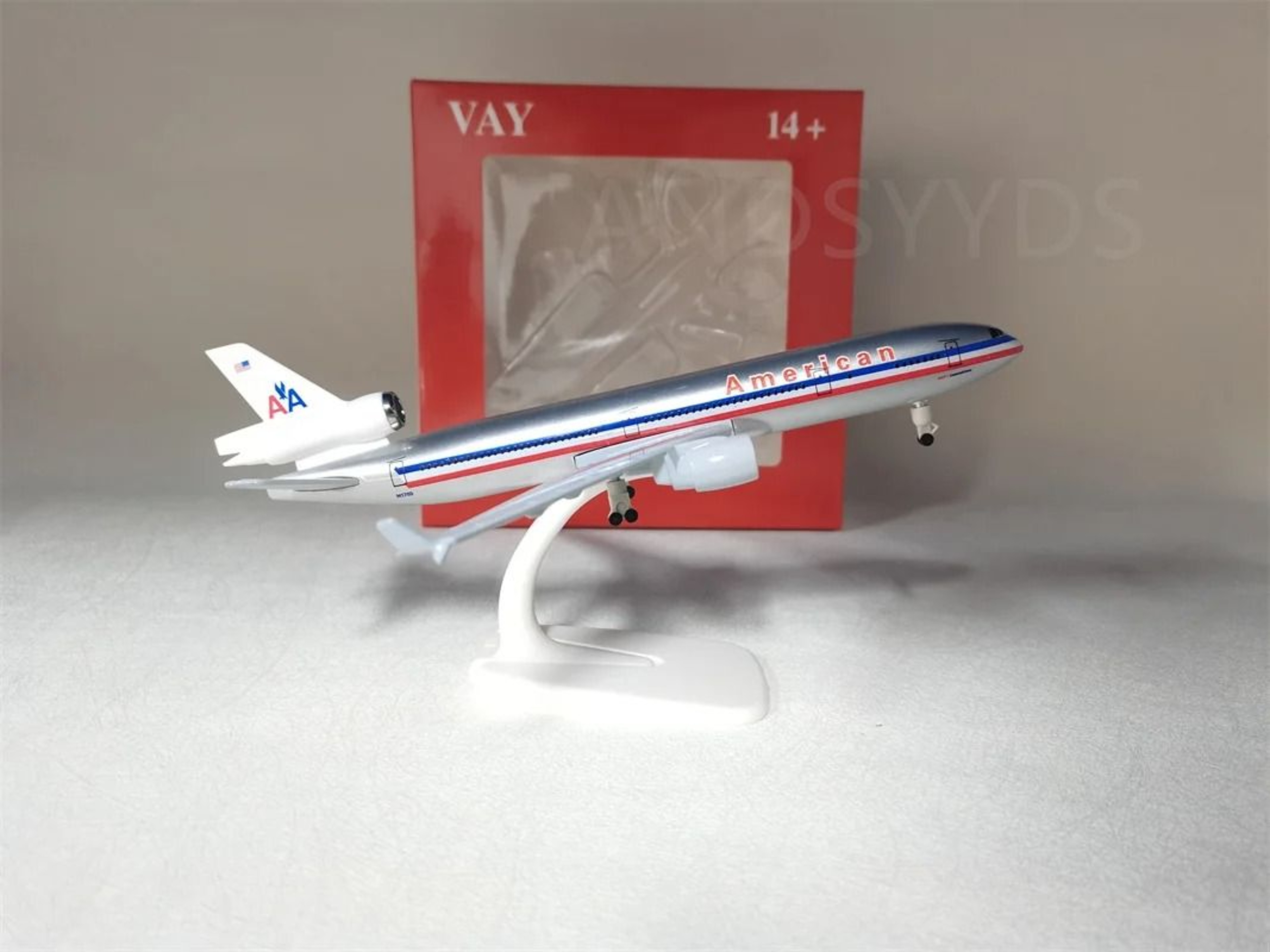 20cm MD11 Diecast Aircraft Model KLM  Cargo Airlines Metal Plane Decor 1