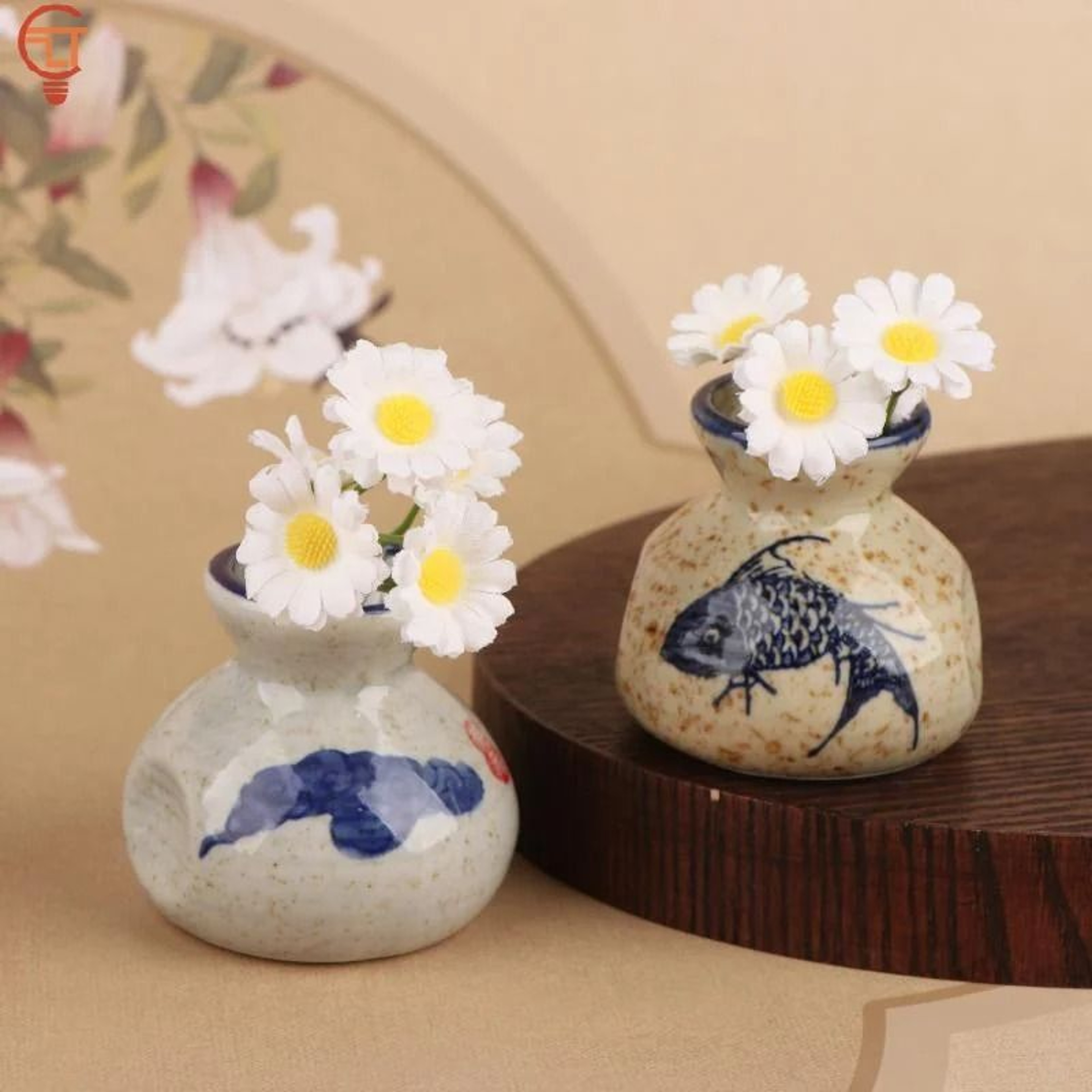 Chinese Style Mini Ceramic Vase Cotton Swab Jar Toothpick Holder Desk Decor 0