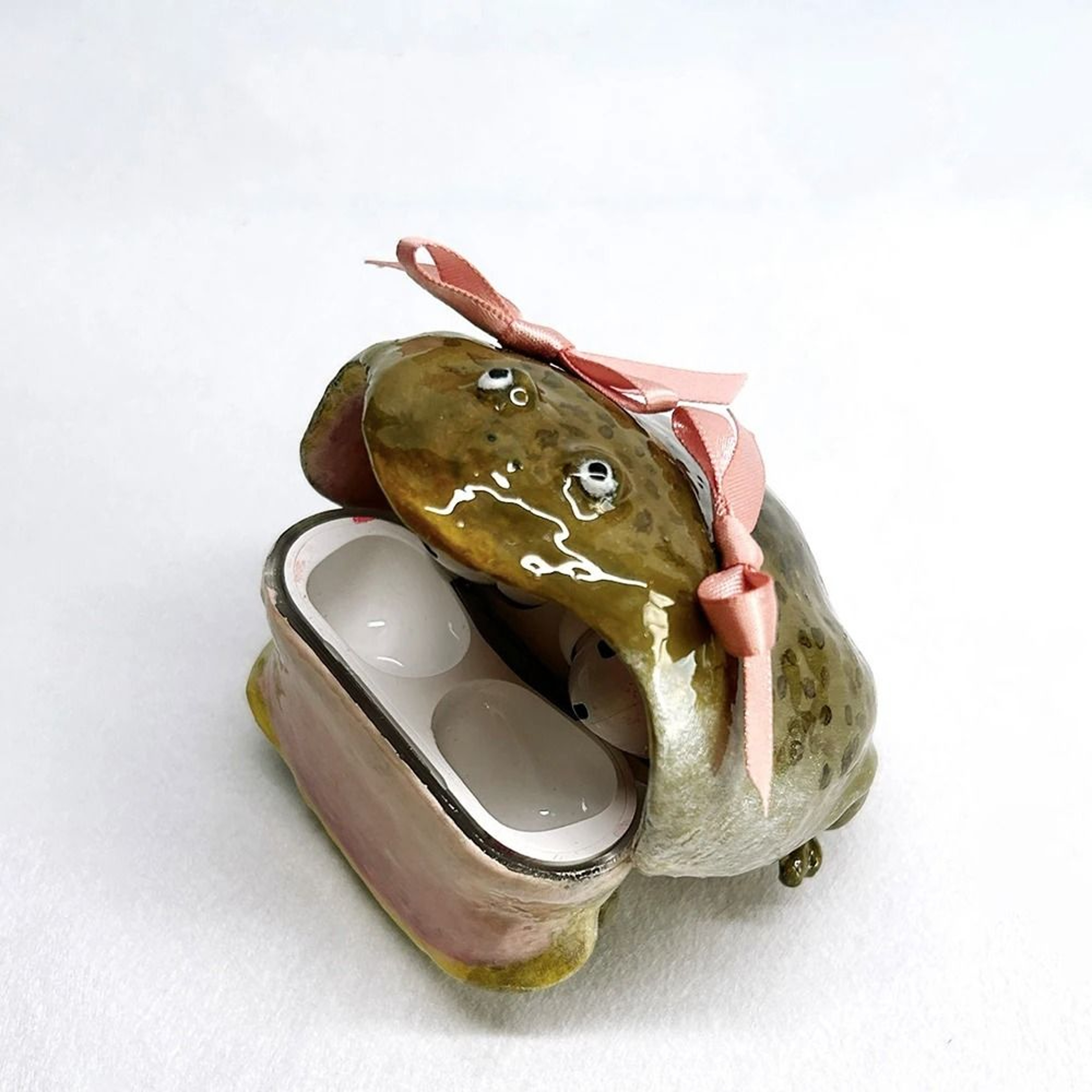 Cute Ugly Frog AirPods Case With Pink Bow Funny Protective Cover 9
