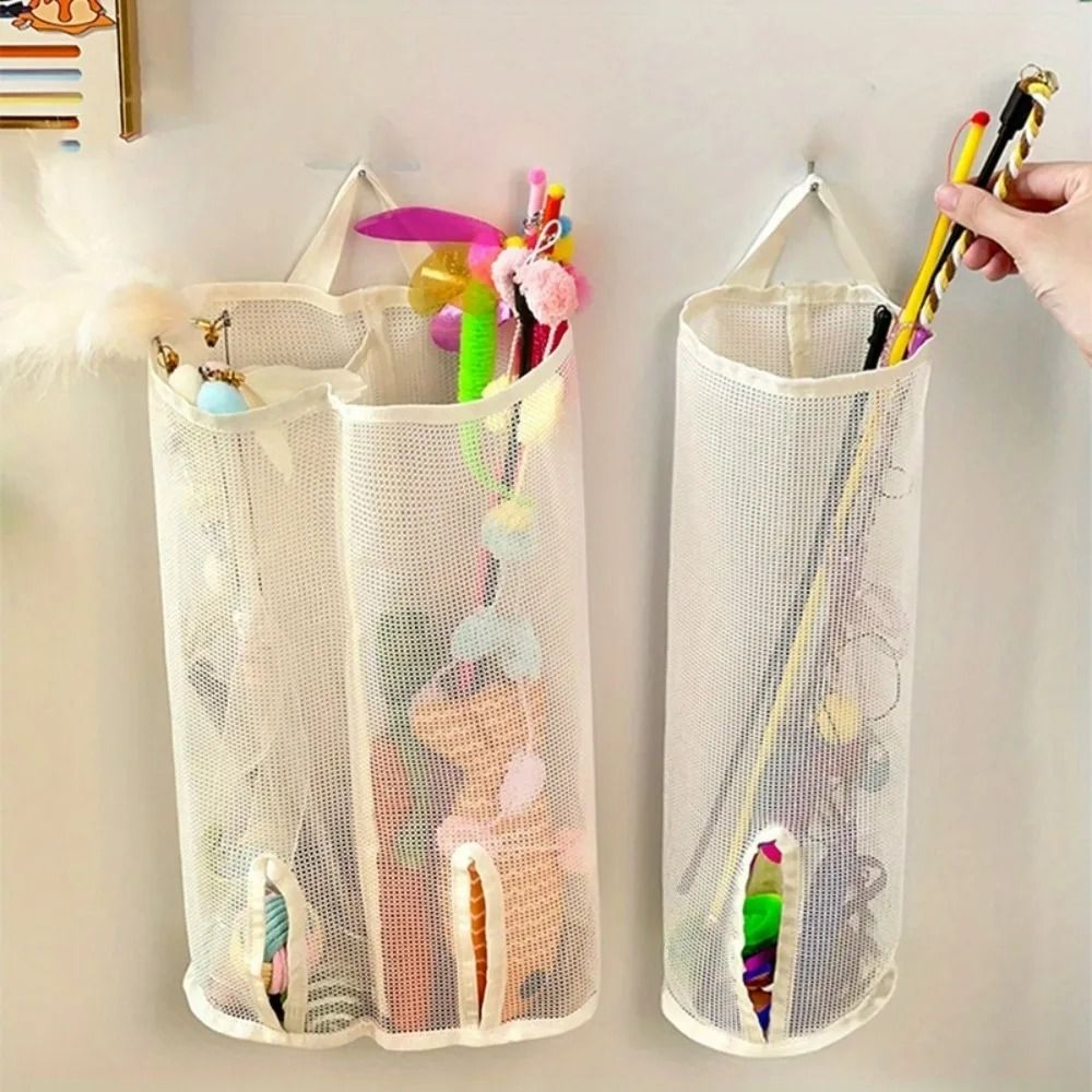 WallMounted Mesh Pet Toy Storage Bag For Cats  Dogs 0