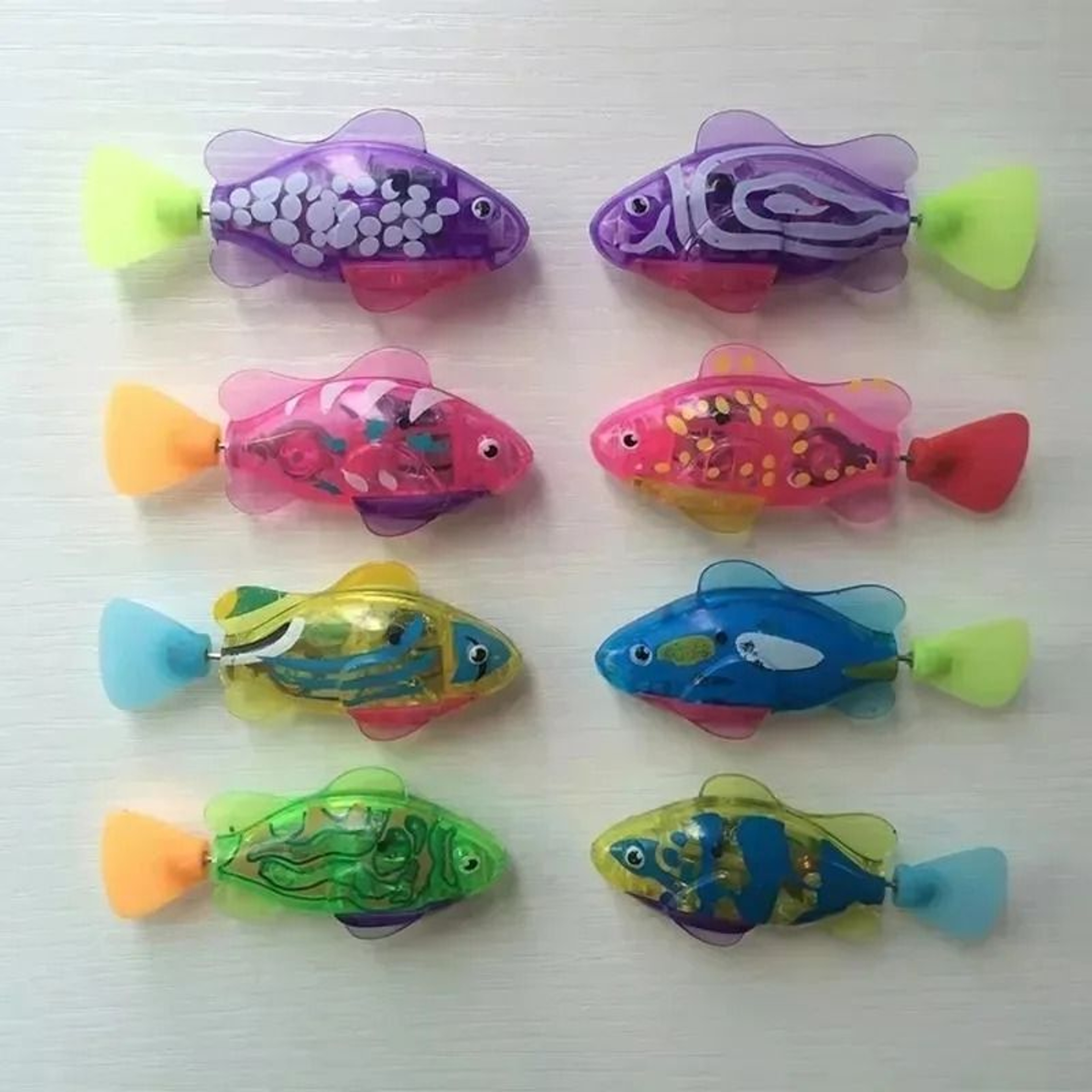 LED Interactive Swimming Robot Fish Toy For Cats And Kittens 2