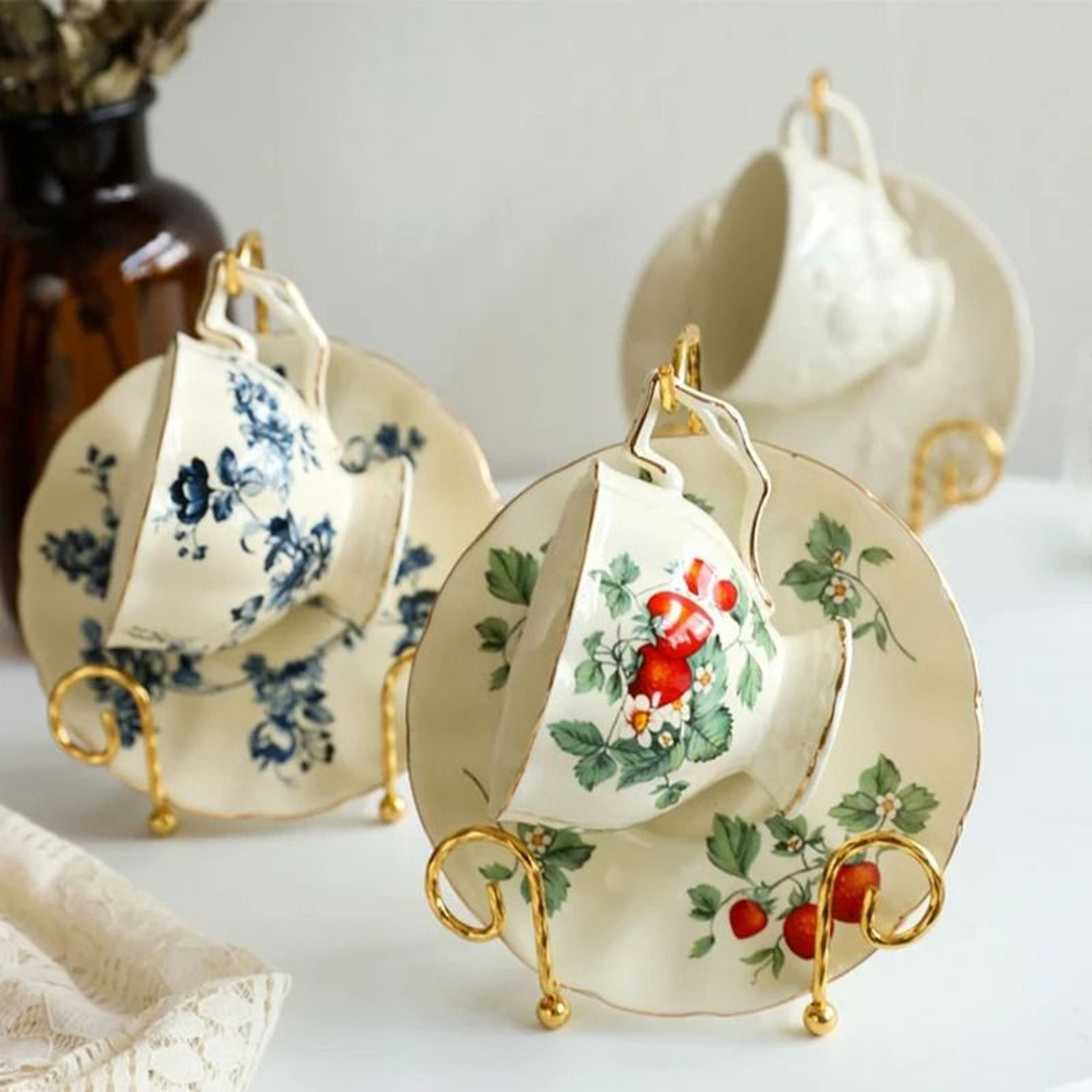Metal Tea Cup And Saucer Display Rack 4