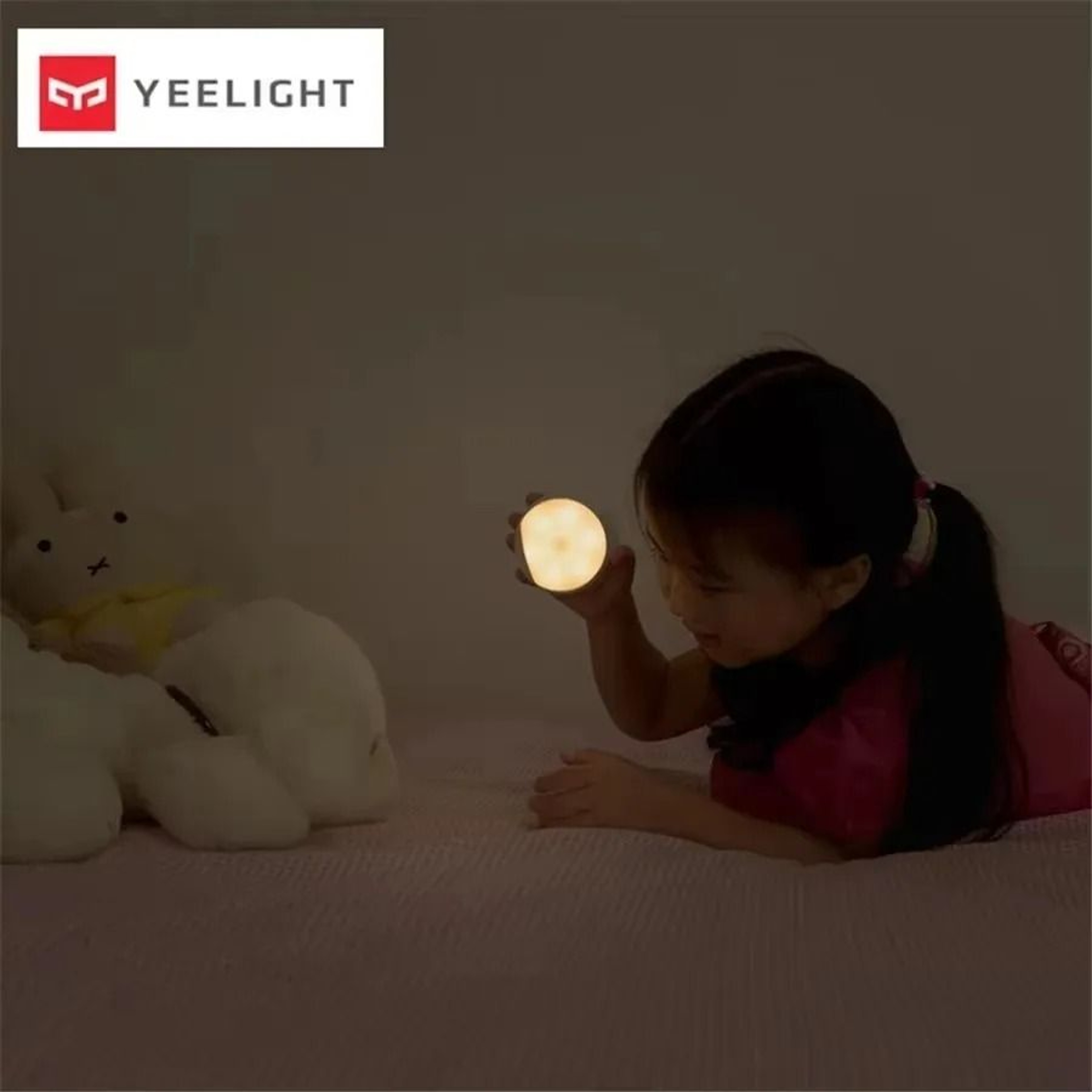 Rechargeable Motion Sensor Night Light With Remote Control For Cabinets And Hallways 3
