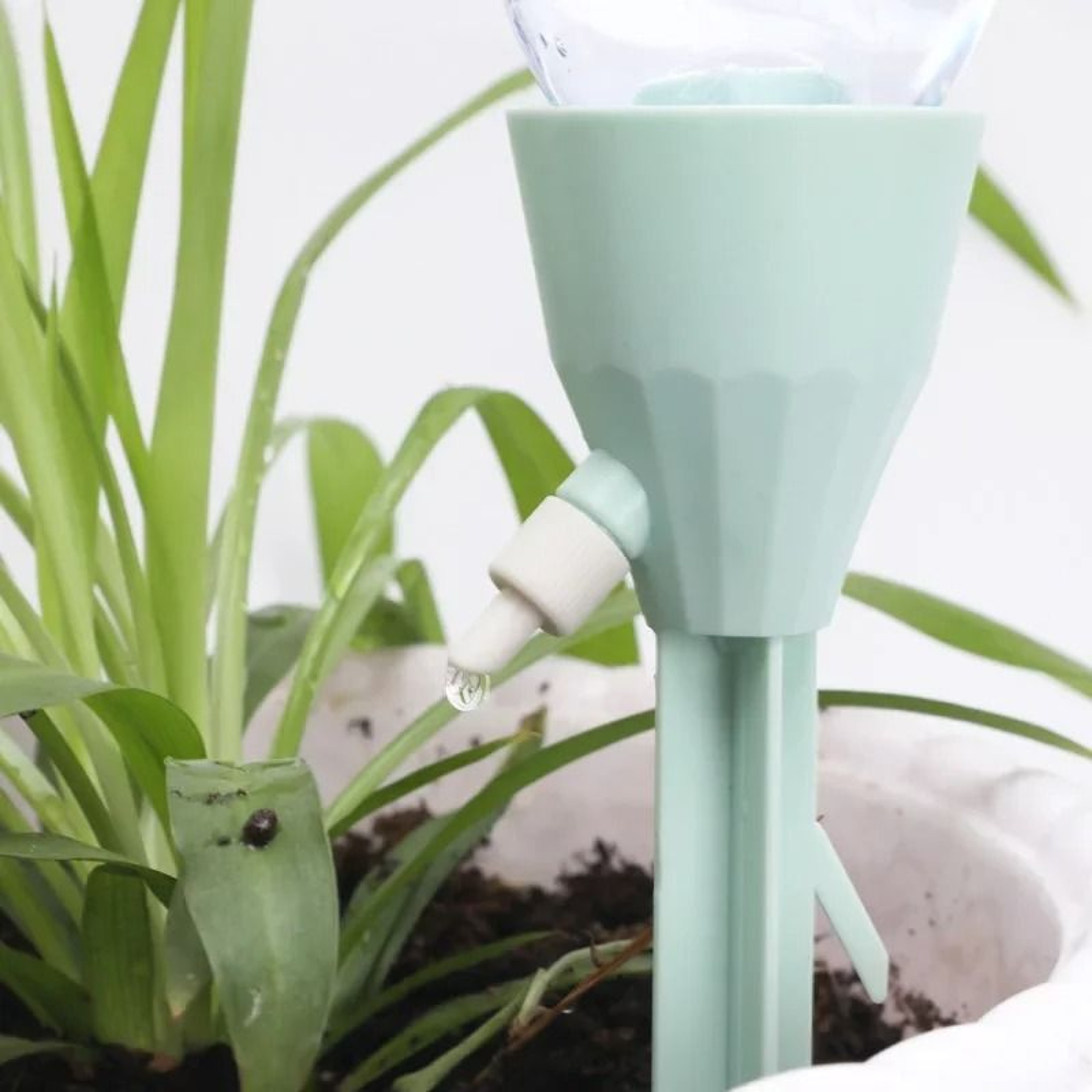 3 Pack Adjustable Self Watering Plant Irrigation Spikes 4