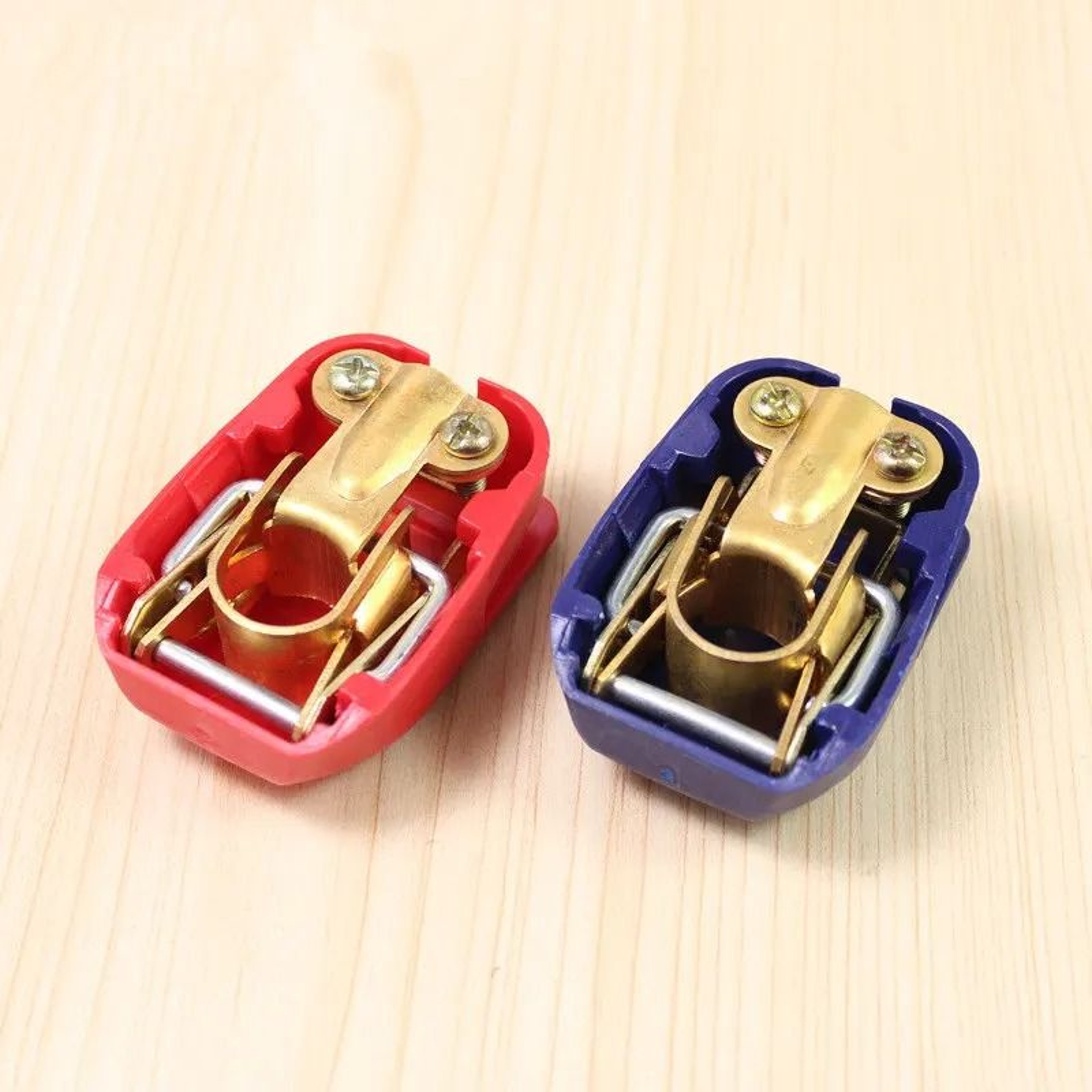 2 Piece Quick Release Battery Terminal Clamps 12V Universal Car Battery Connectors 6