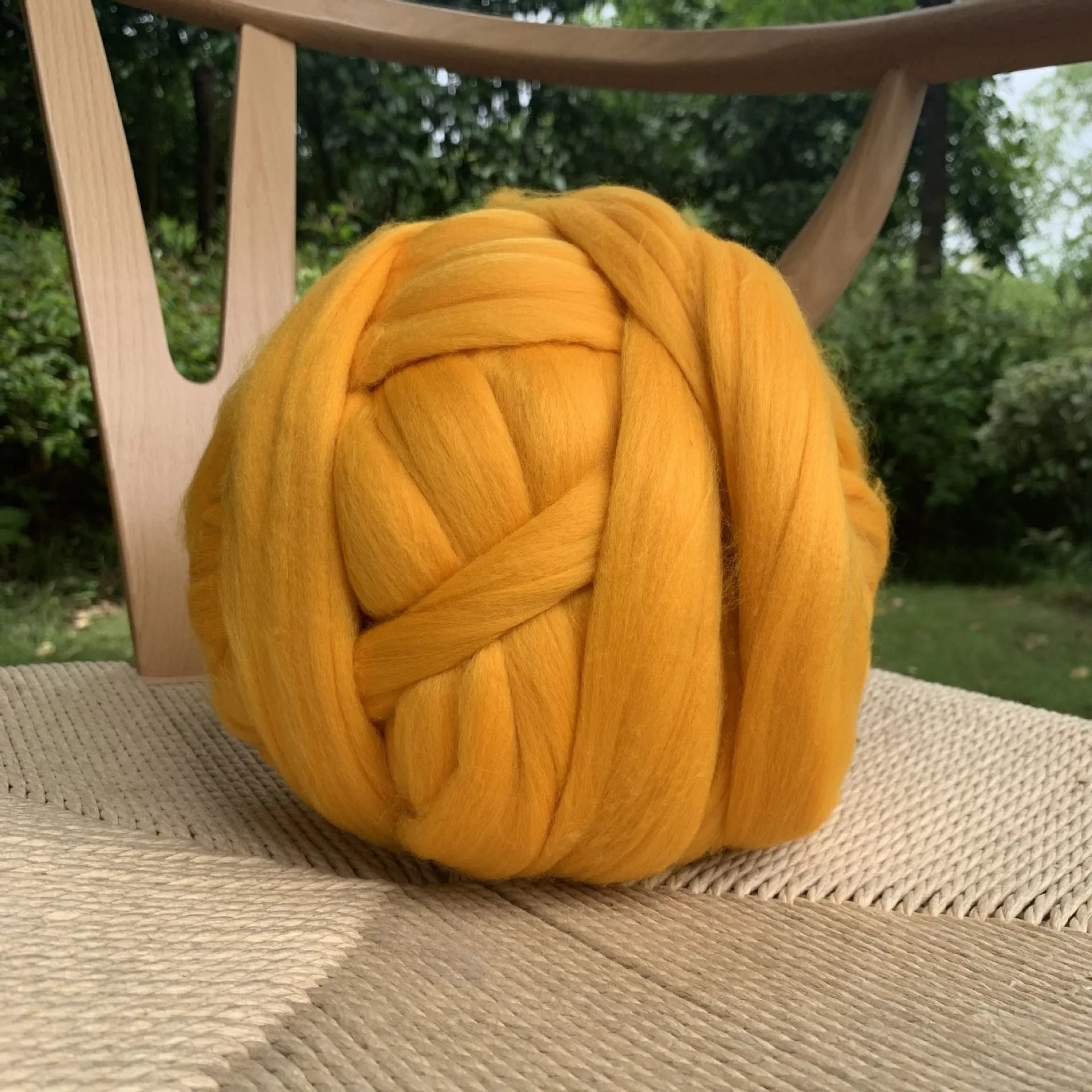 Super Chunky Roving Yarn For Arm Knitting Blankets Rugs Hats And DIY Crafts 9