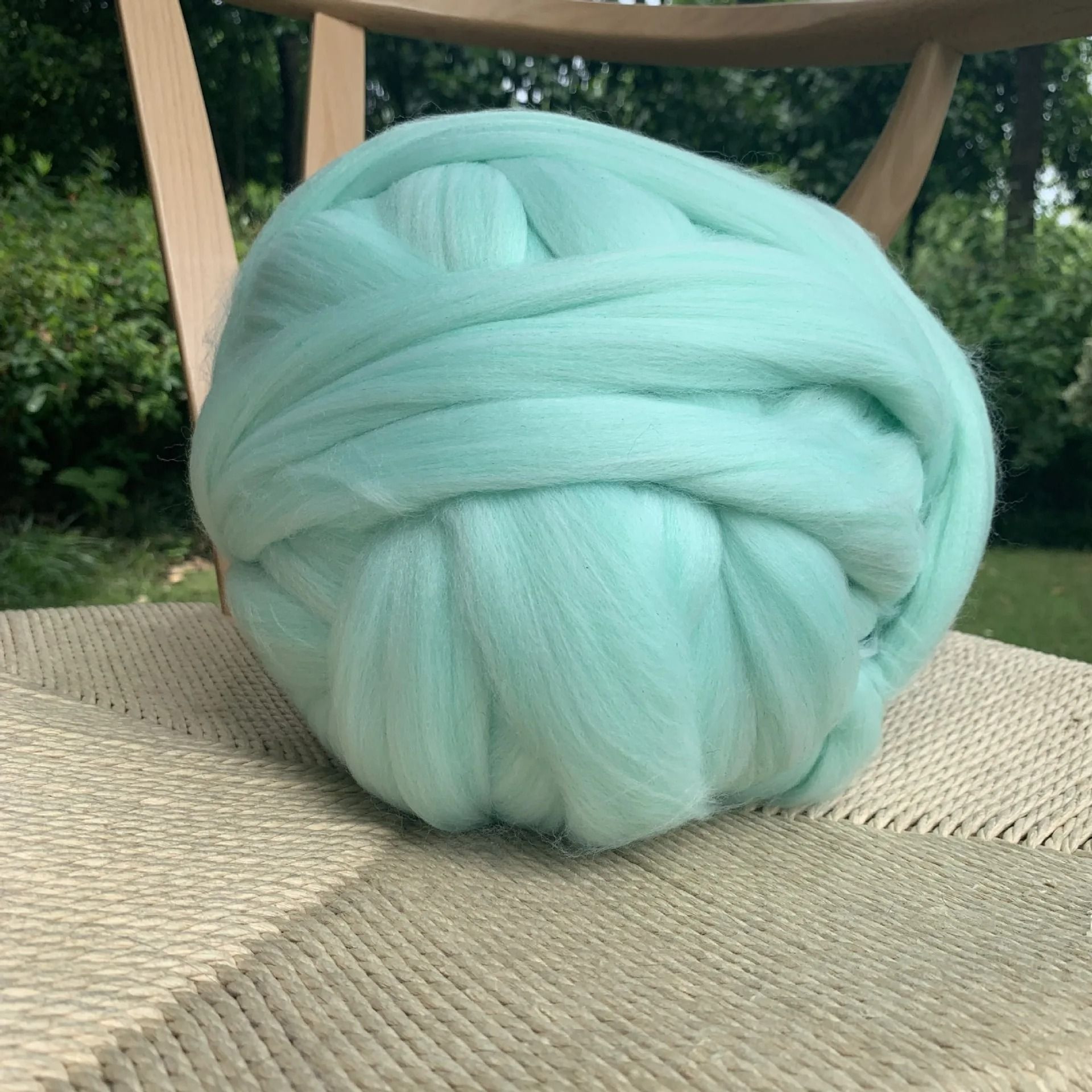 Super Chunky Roving Yarn For Arm Knitting Blankets Rugs Hats And DIY Crafts 11