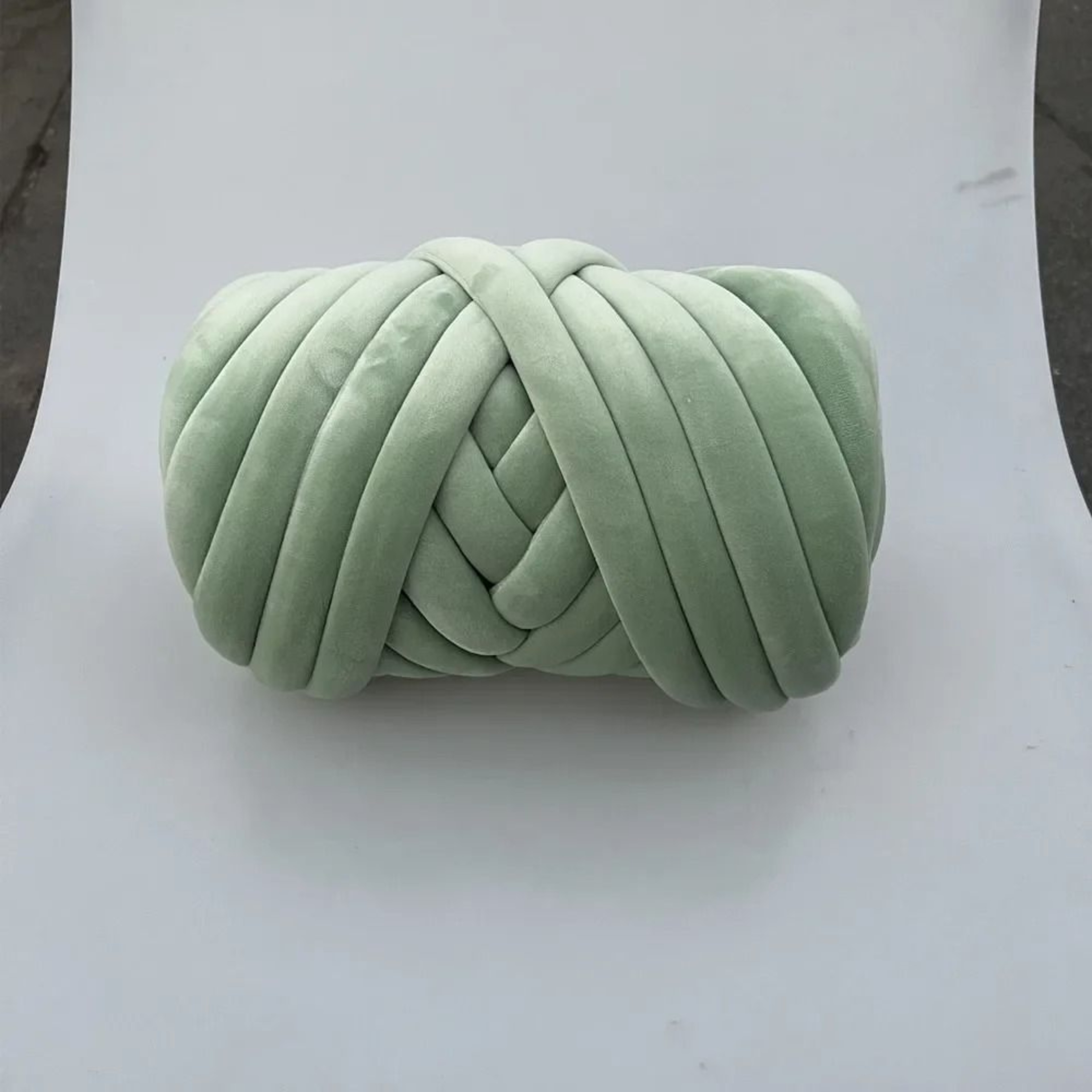 Ultra Soft Chunky Velvet Tube Yarn 250g Jumbo Tubular Yarn For Arm Knitting Crochet Blankets Pillow 15