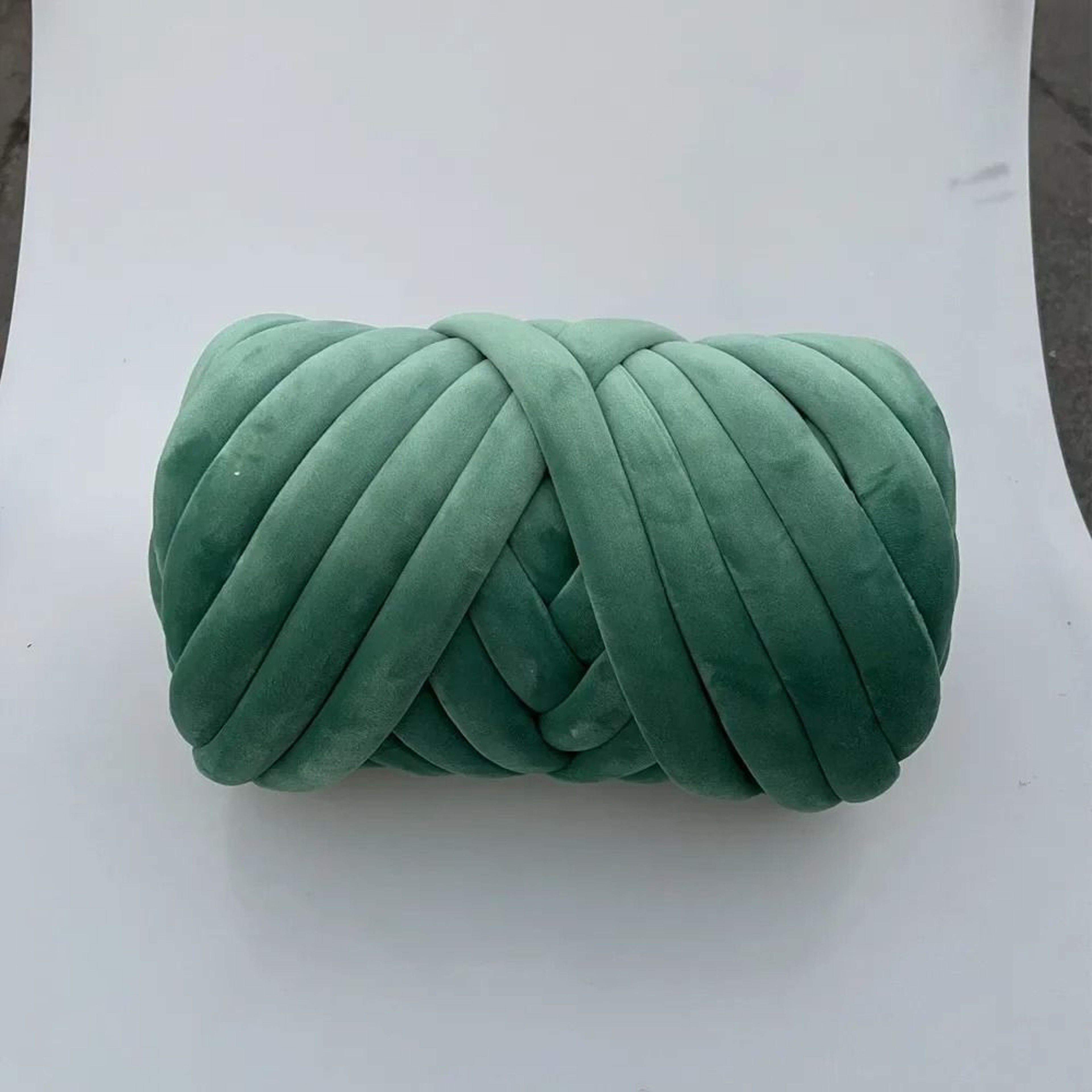 Ultra Soft Chunky Velvet Tube Yarn 250g Jumbo Tubular Yarn For Arm Knitting Crochet Blankets Pillow 21