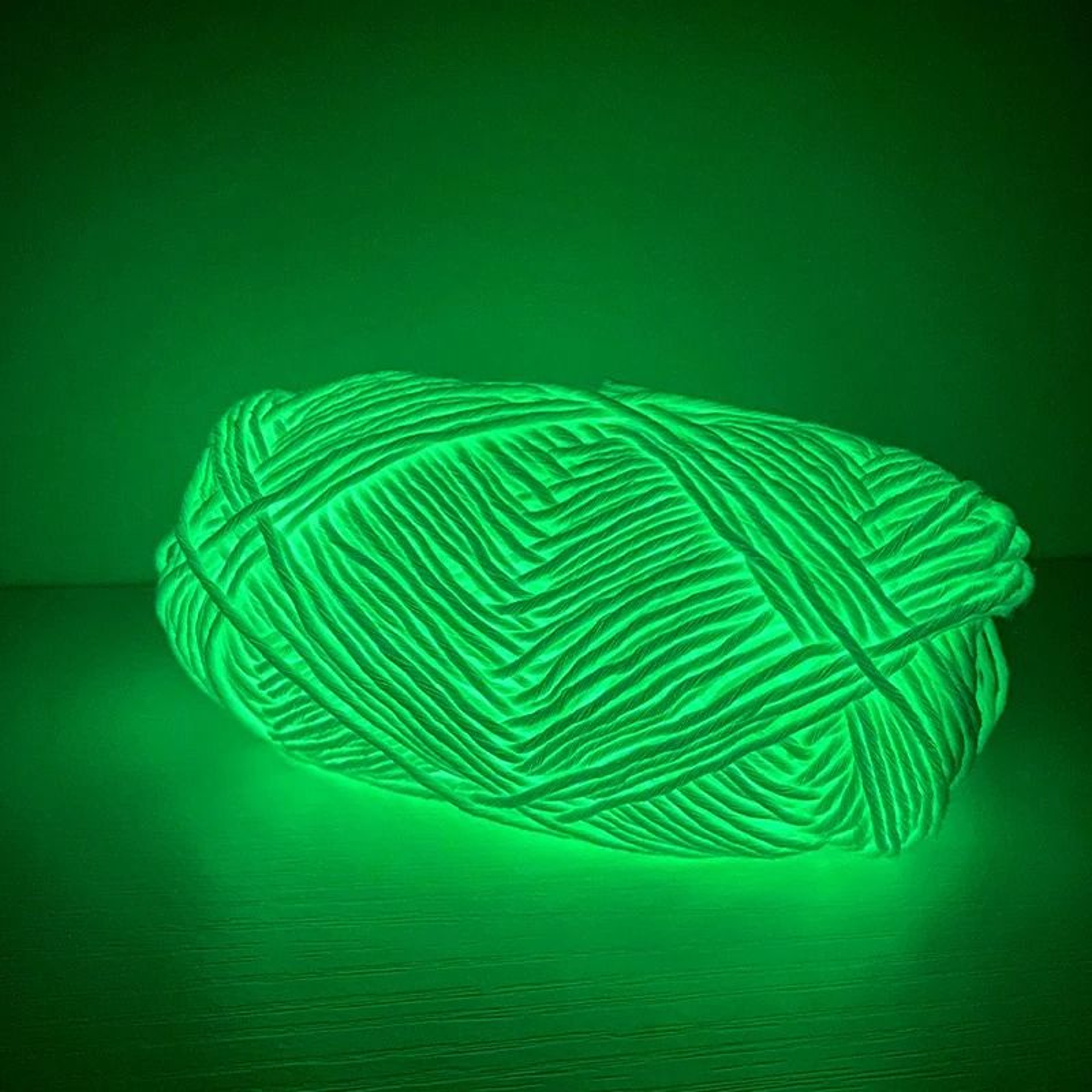 Glow In The Dark 2mm Luminous Polyester Yarn For Crochet Knitting  DIY Crafts 4