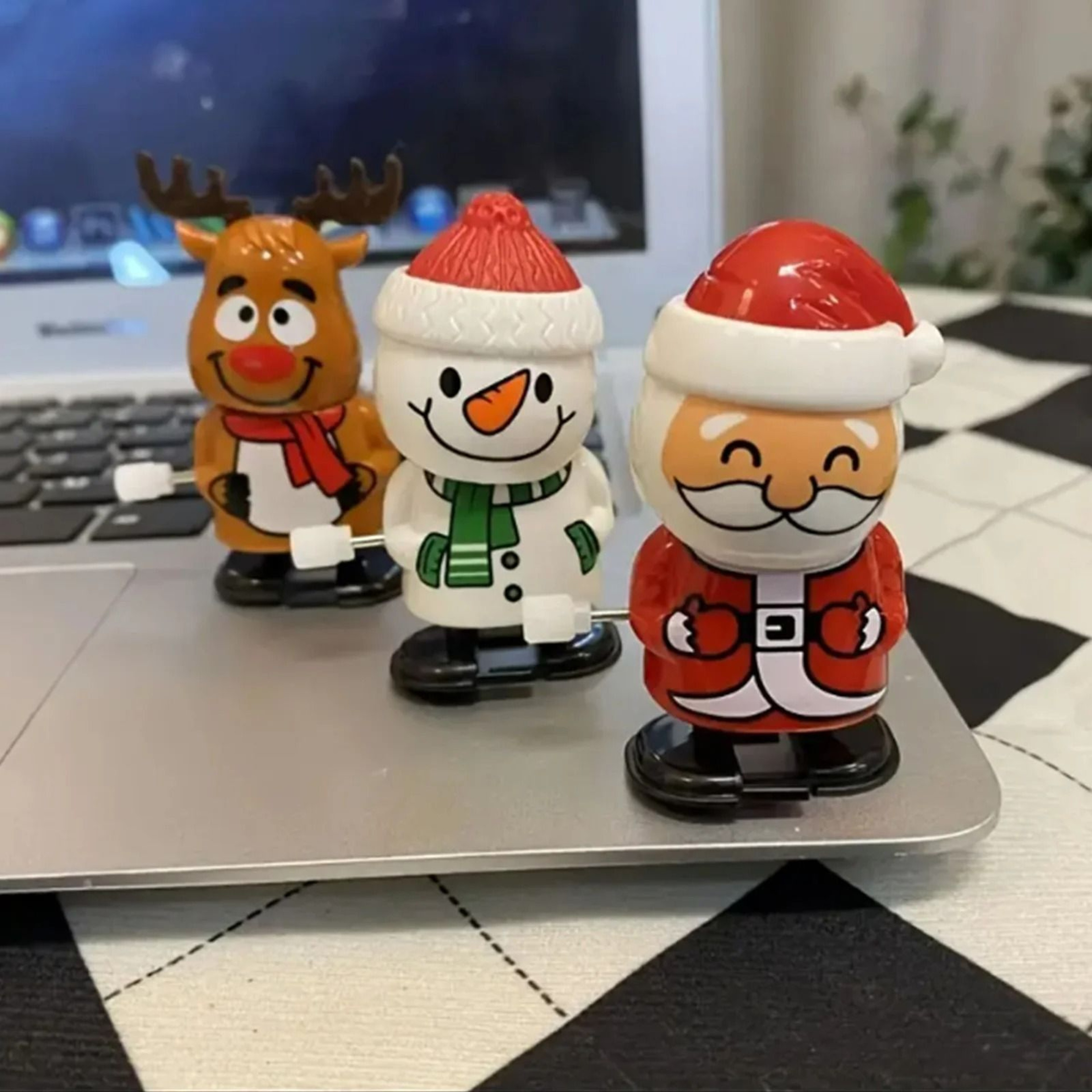 Wind Up Christmas Figurines Walking Santa Snowman Holiday Party Favors 4