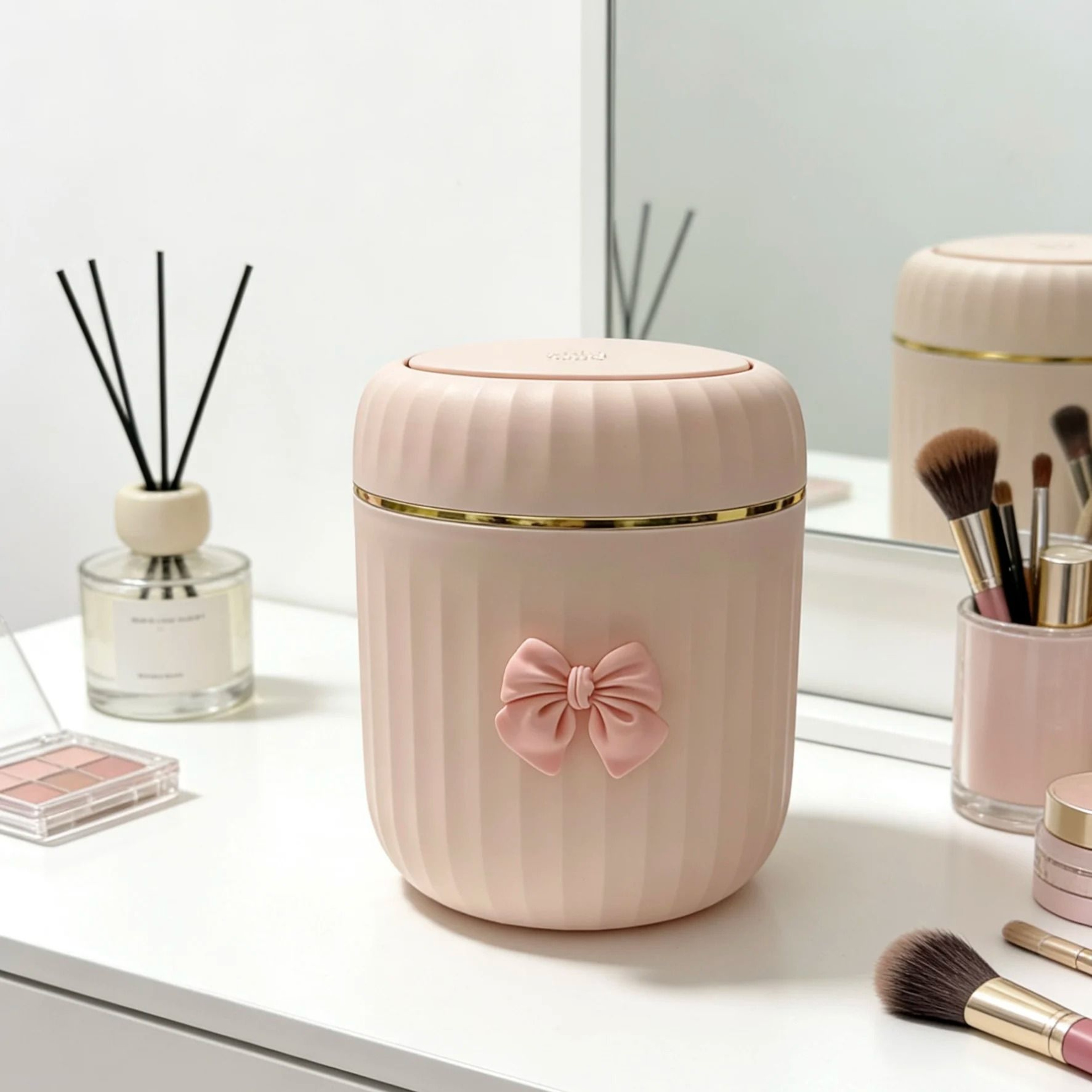 Bow Decor Press Open Mini Desktop Trash Can 5