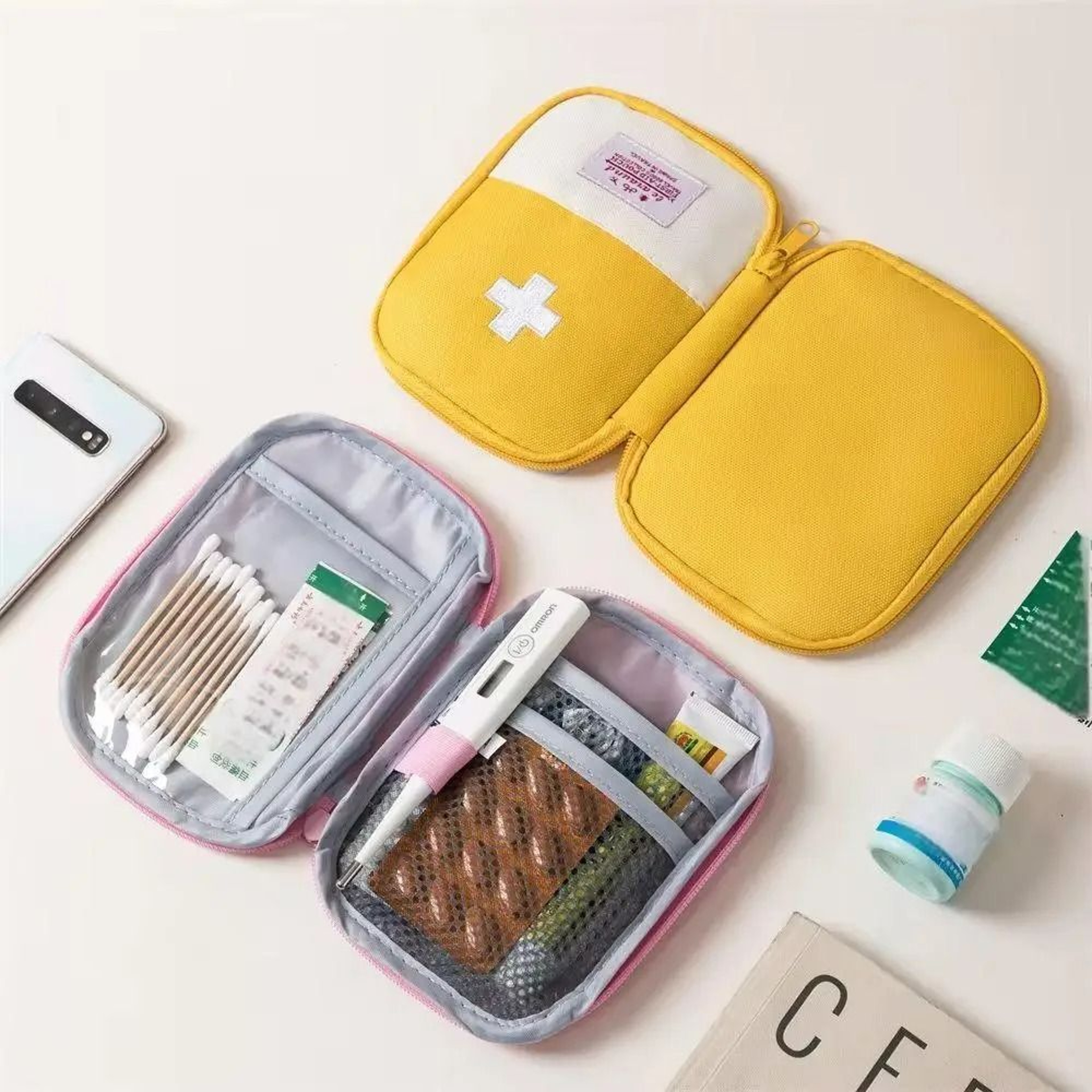 Portable Large Capacity First Aid Organizer Bag 4
