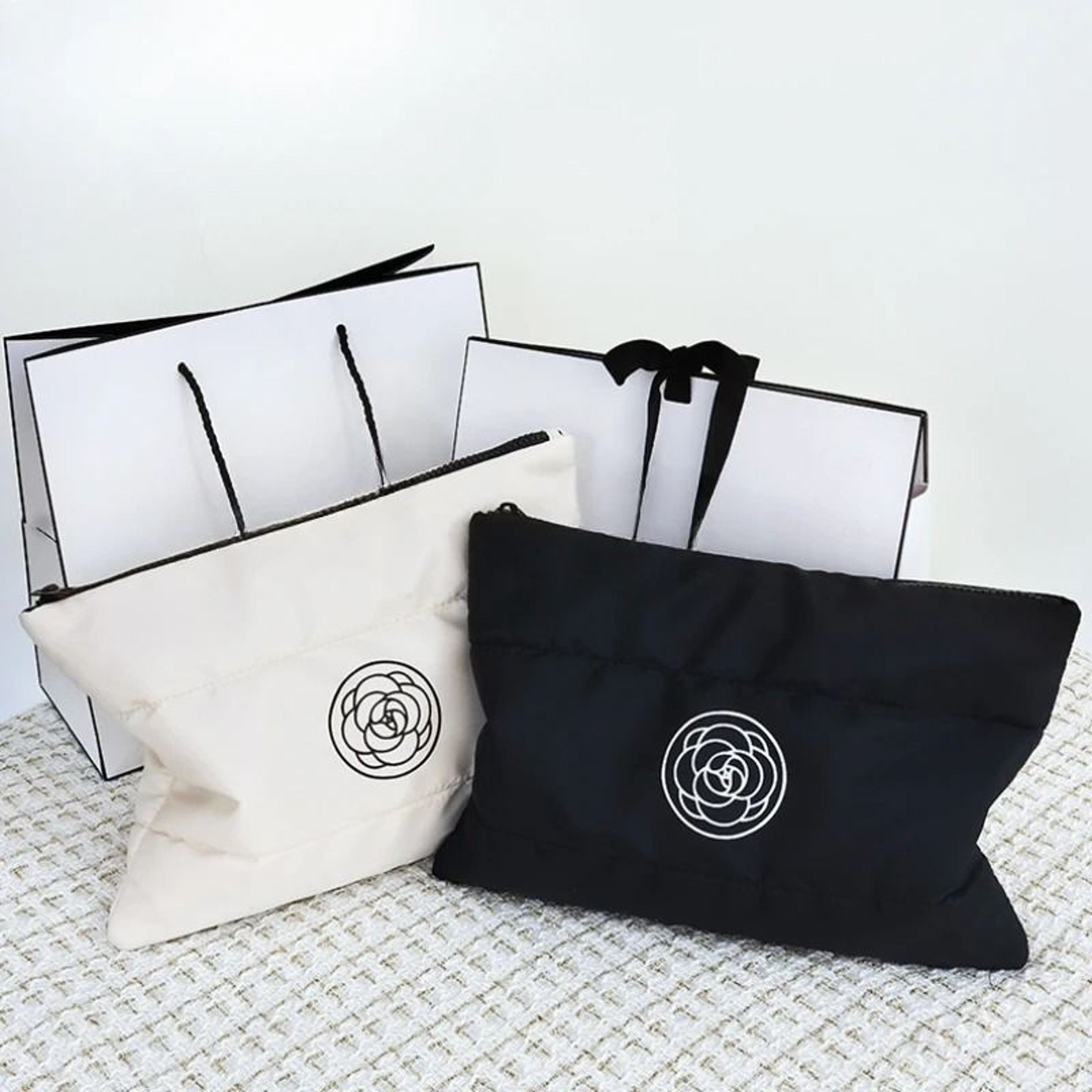 Puffy Cotton Large Capacity Makeup Bag 1