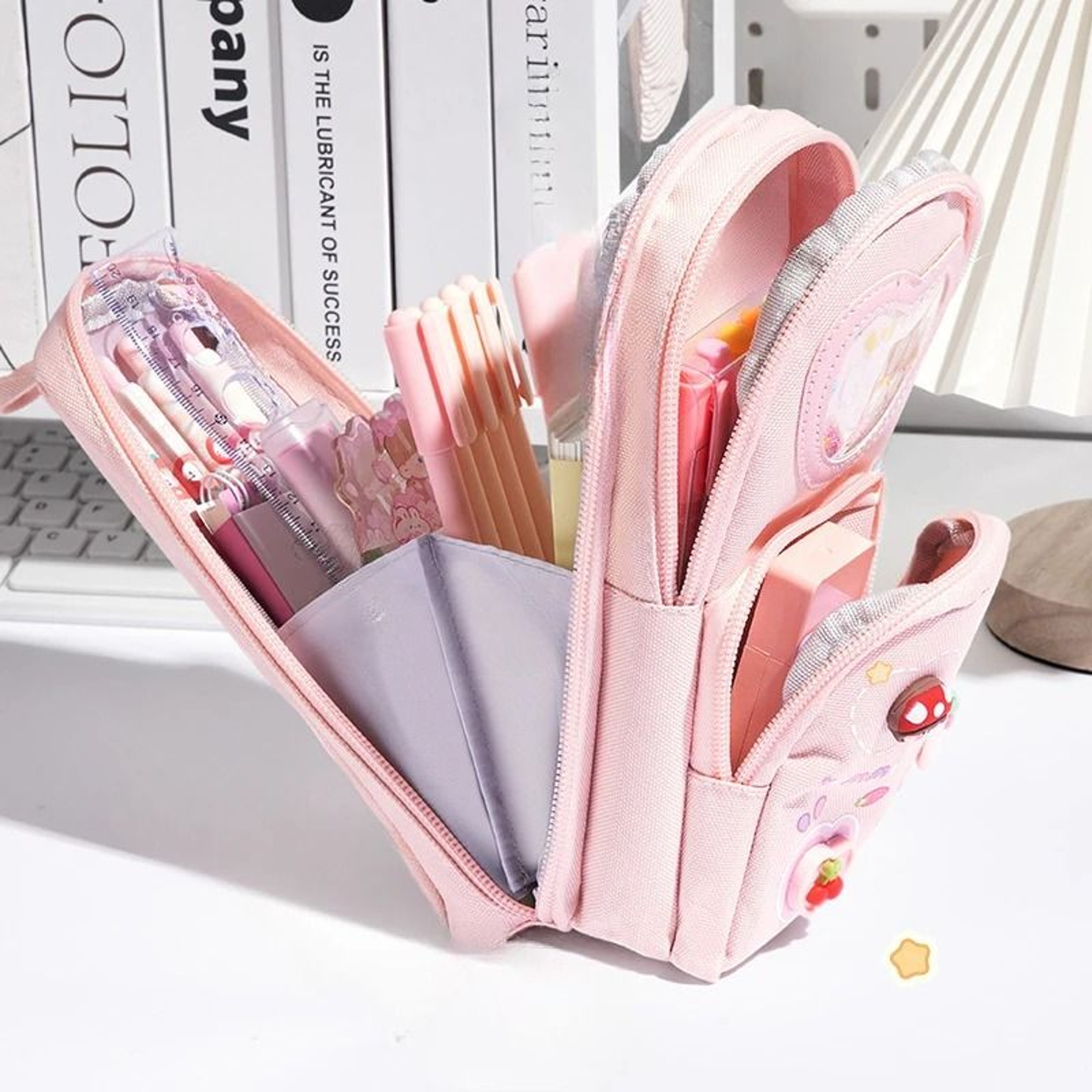 Character Shaped Handheld Stationery Organizer 2