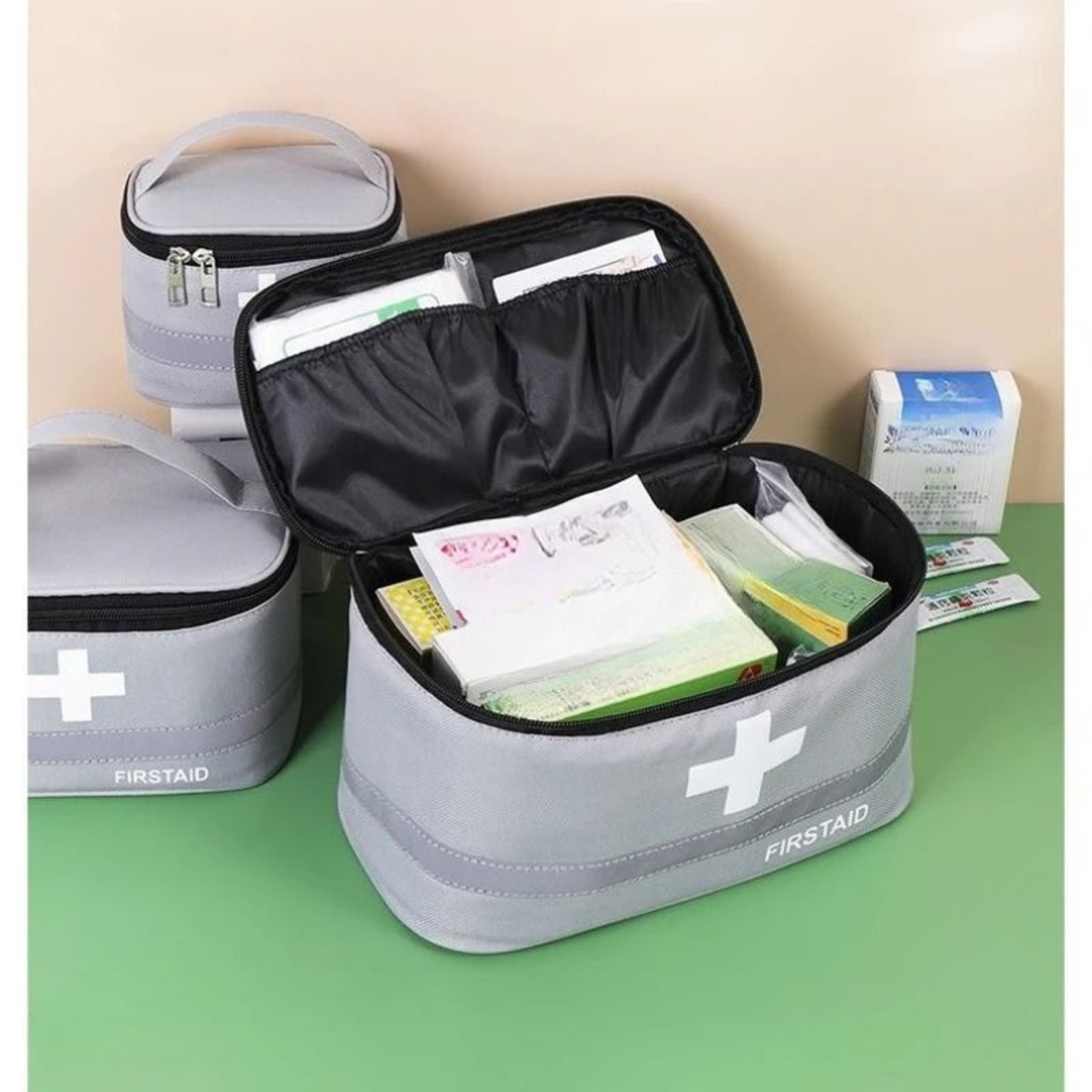 Portable Fabric Medicine Organizer Case 3