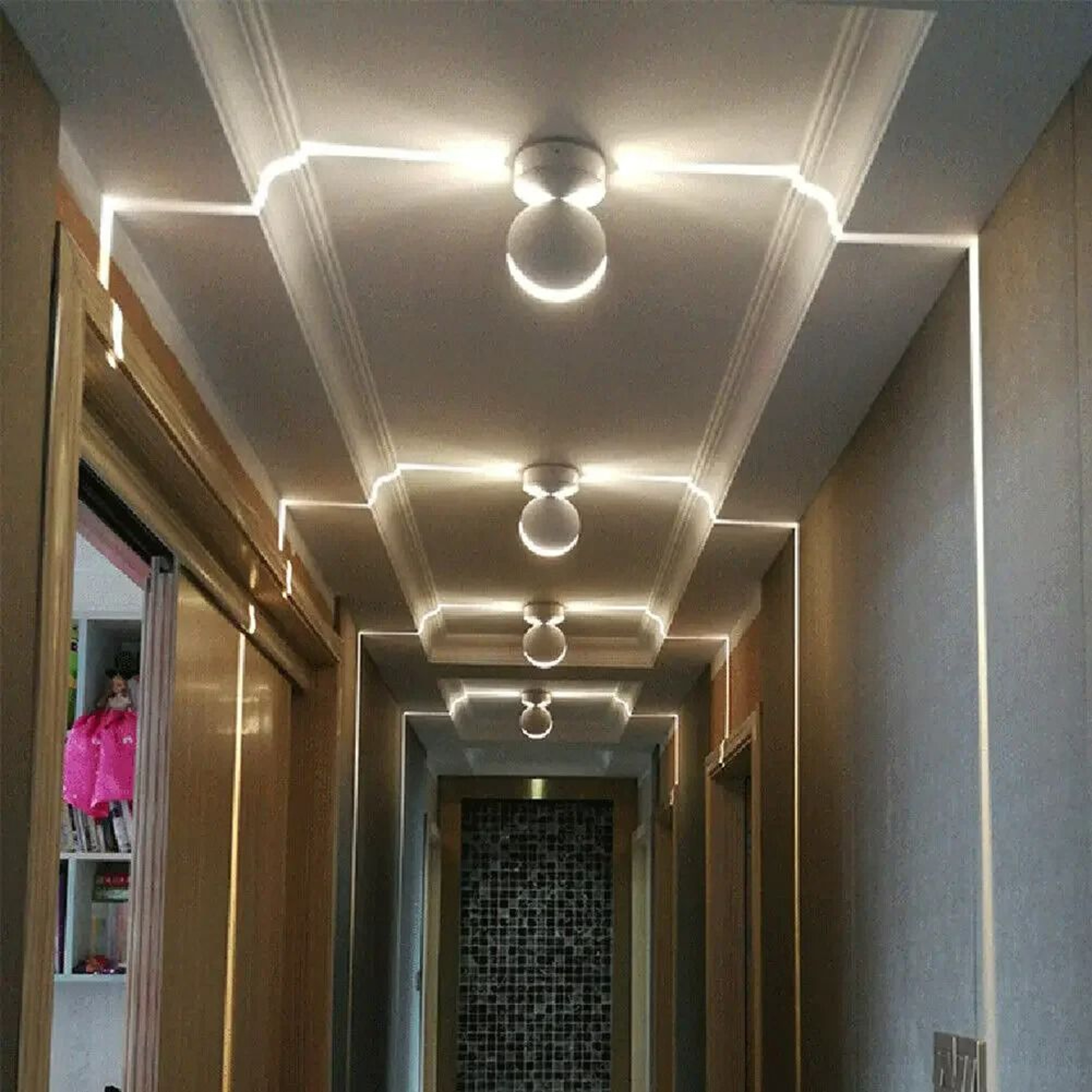 HaloFrame 360 LED Window Light 1