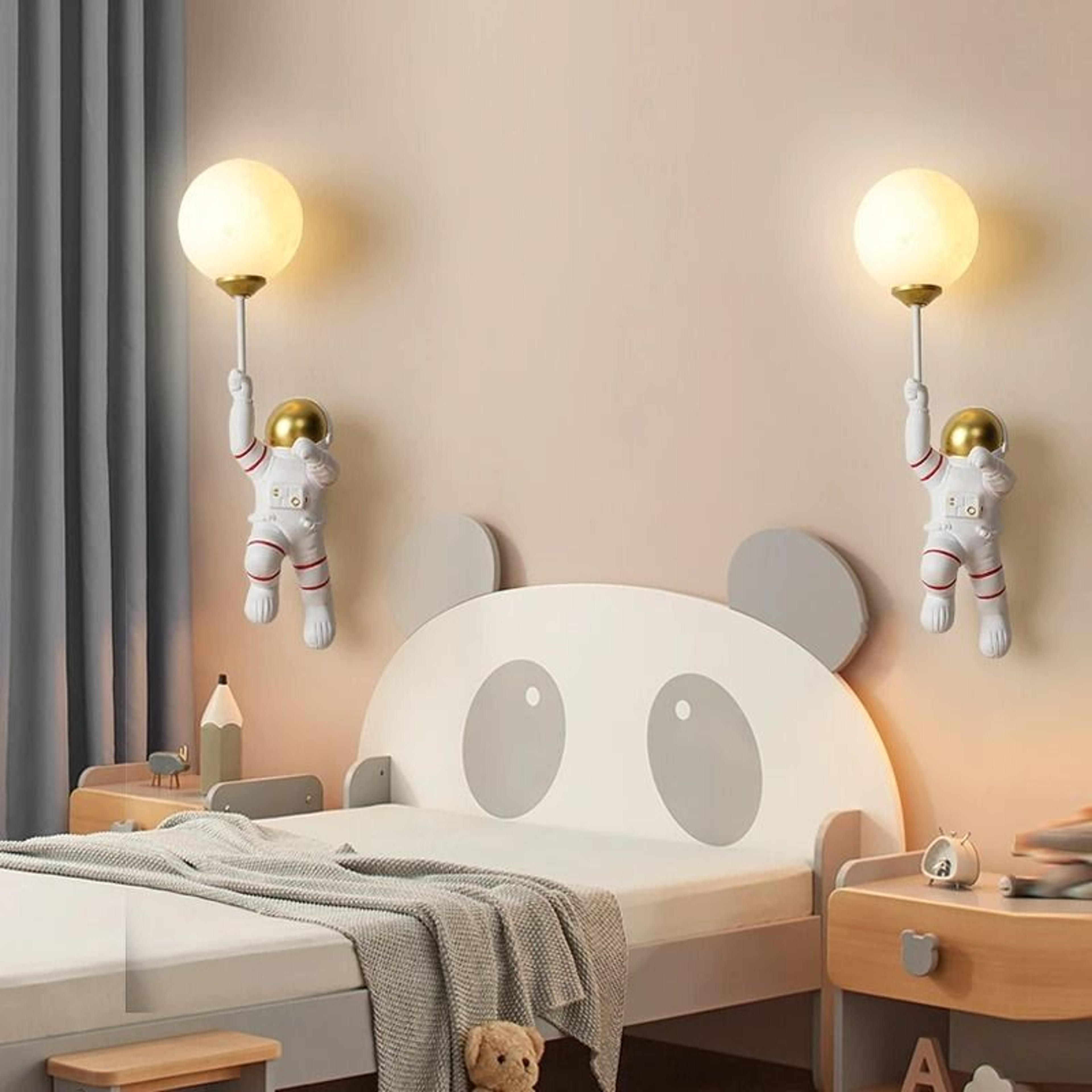 CosmoBuddy Astronaut Bedside Wall Lamp 3