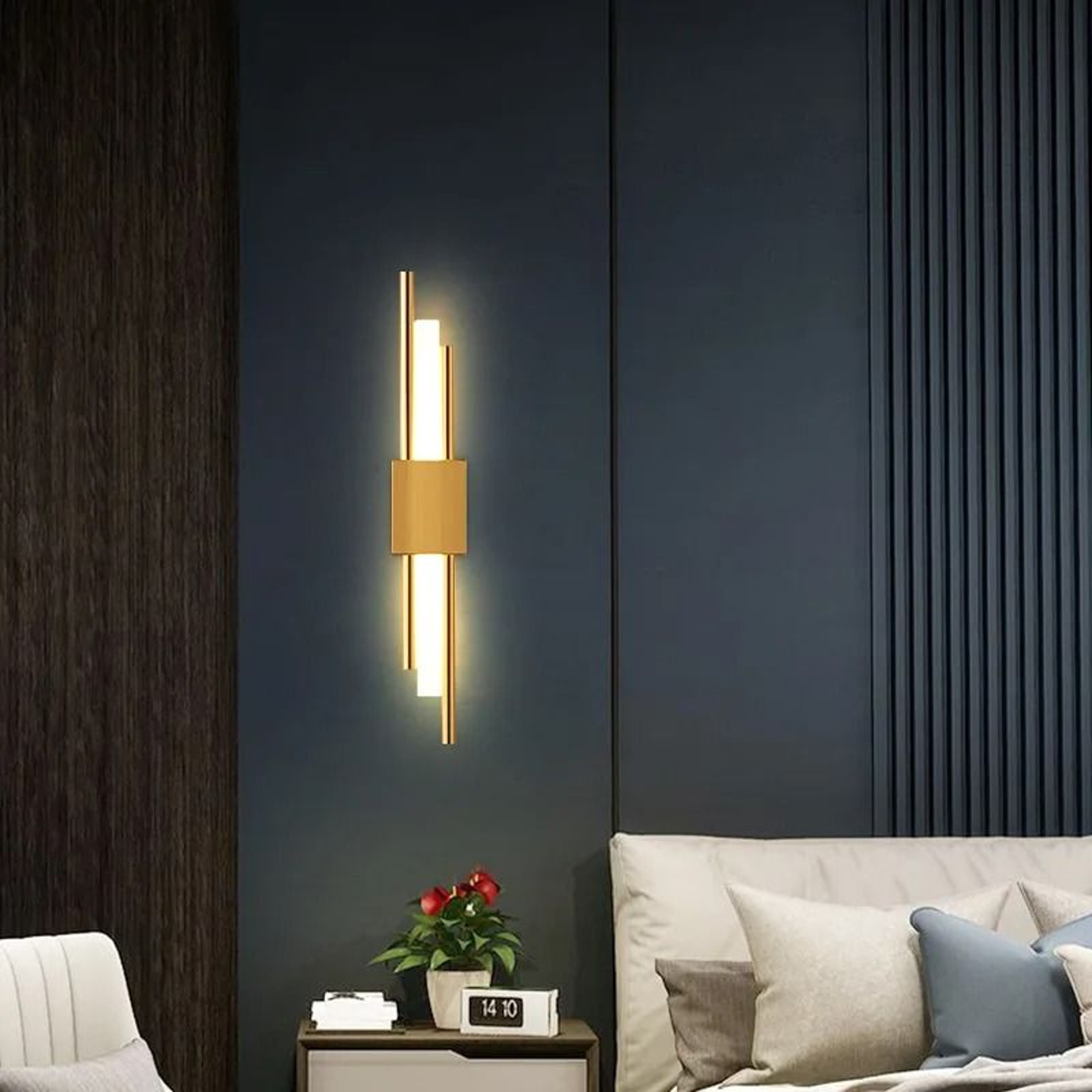 Modern Copper Line LED Wall Sconce 4