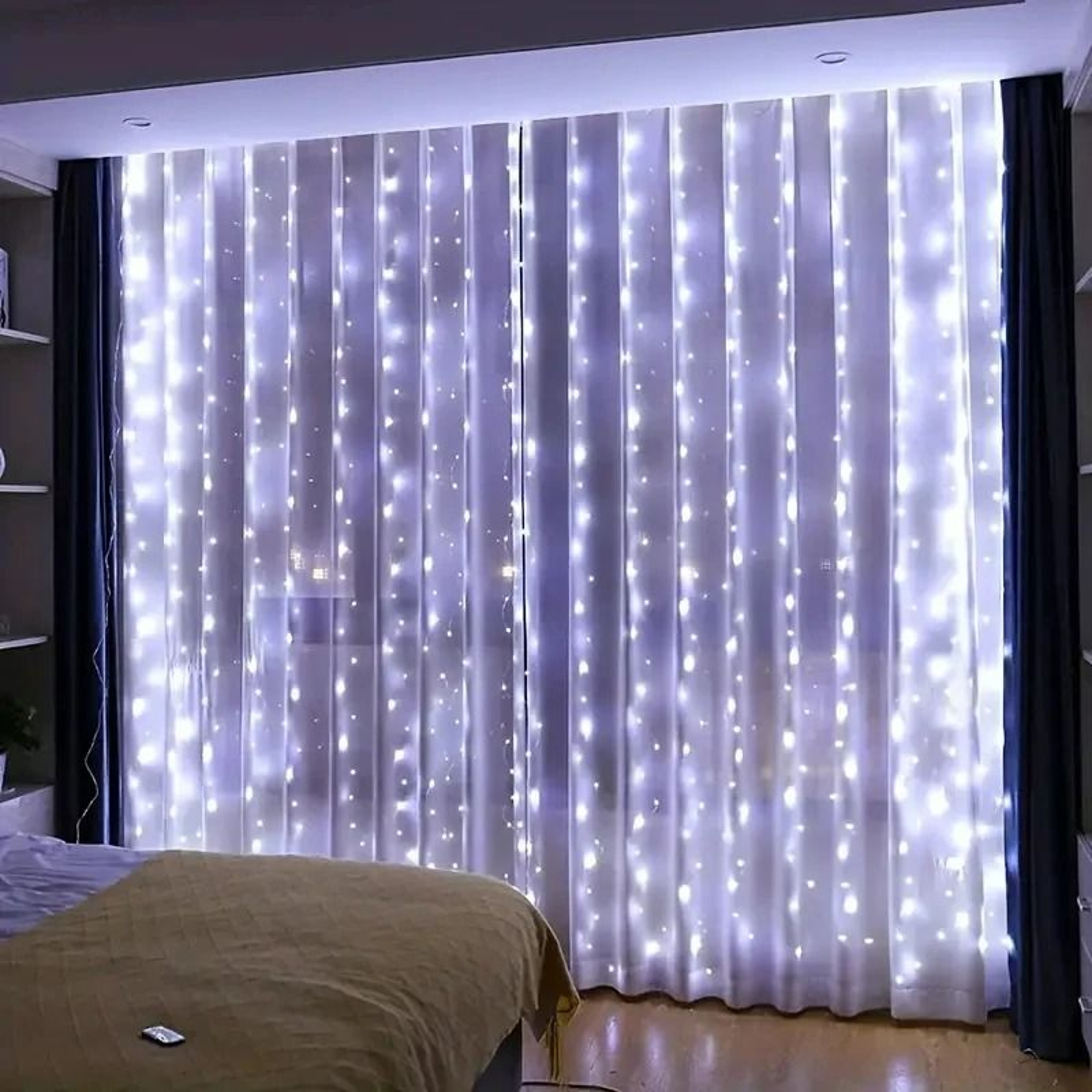 LumaVeil USB Curtain String Lights With Remote 6