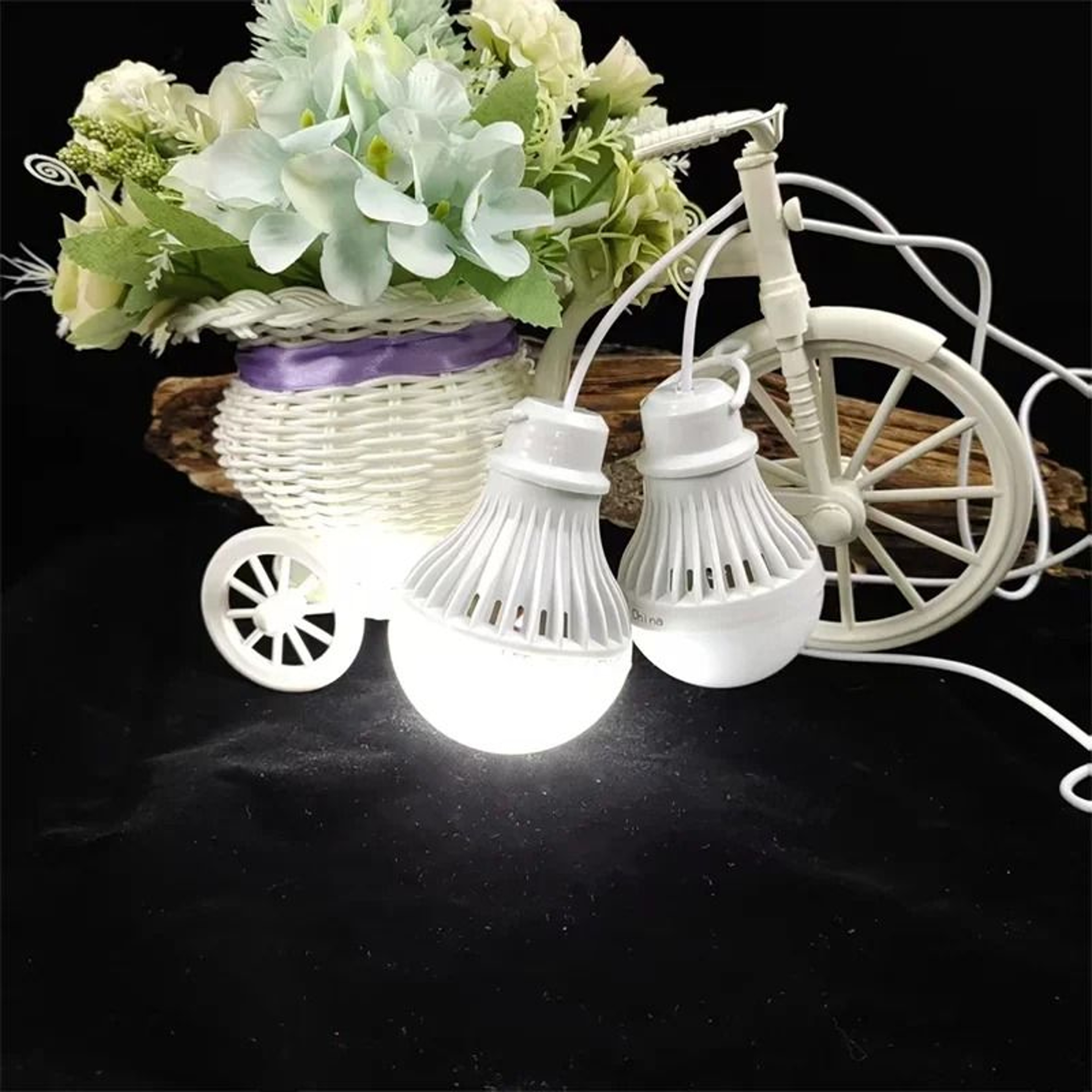 TriGlow USB Hanging Camp Light 1