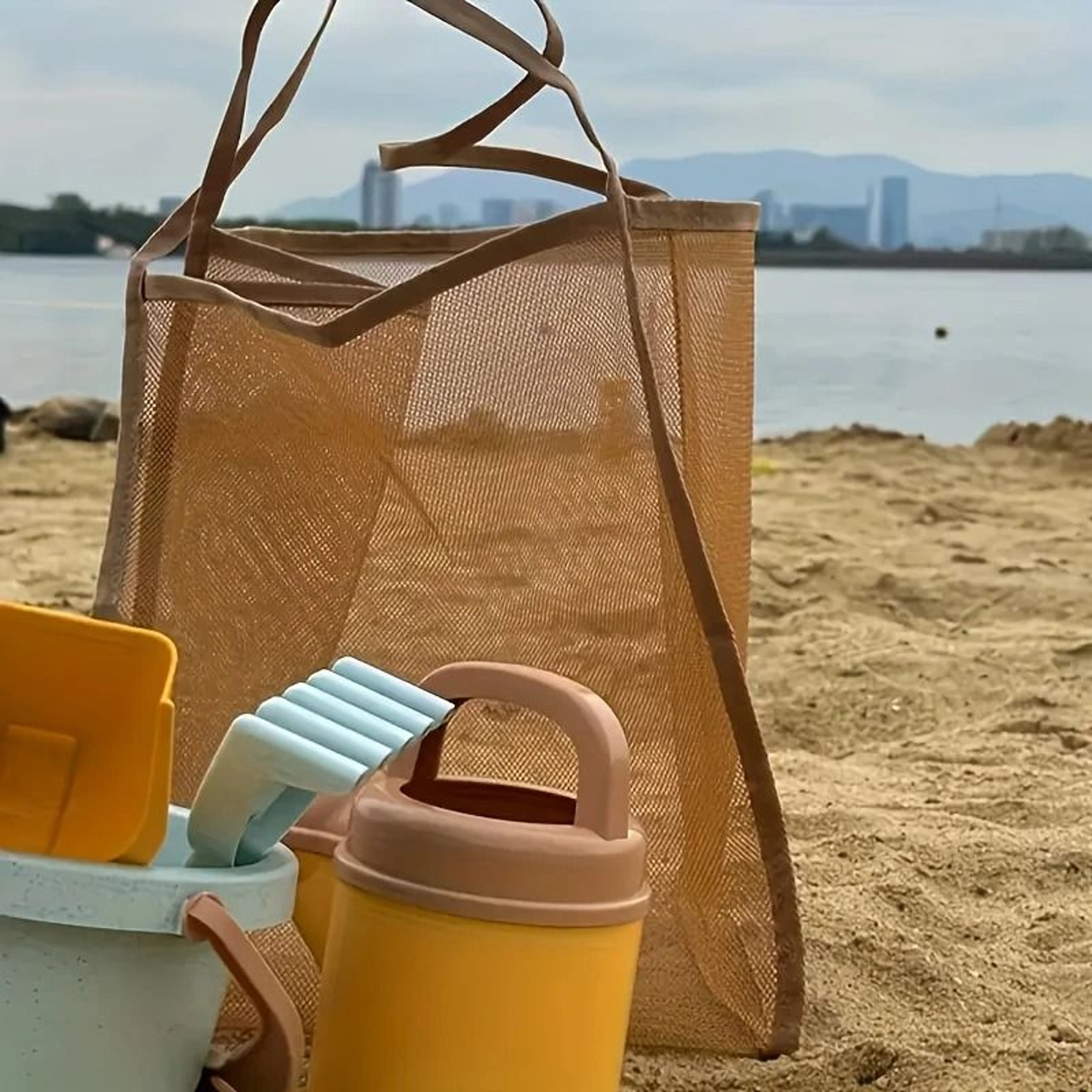 BreezeCarry Mesh Beach Tote 3
