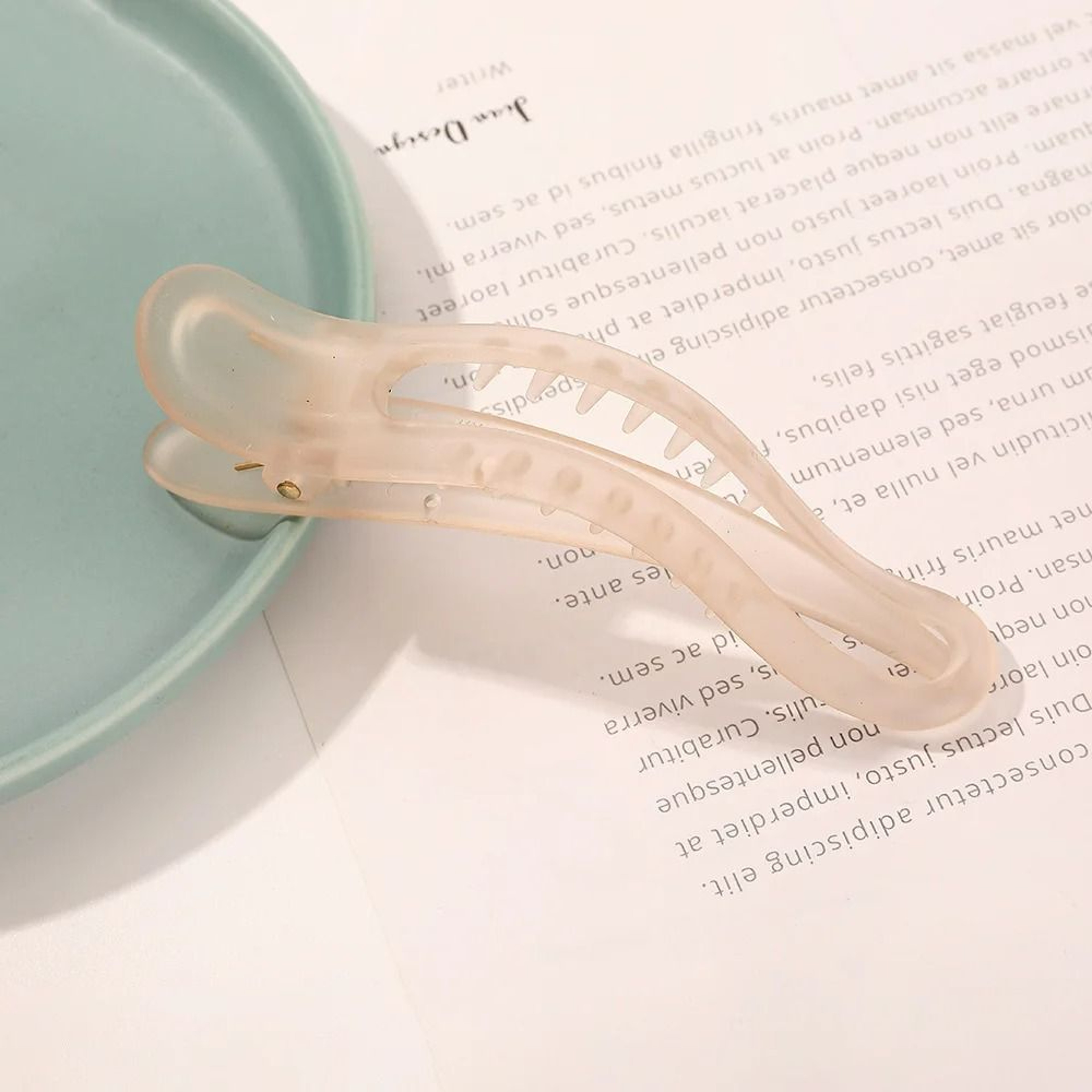 MatteBow Duckbill Hair Claw 17