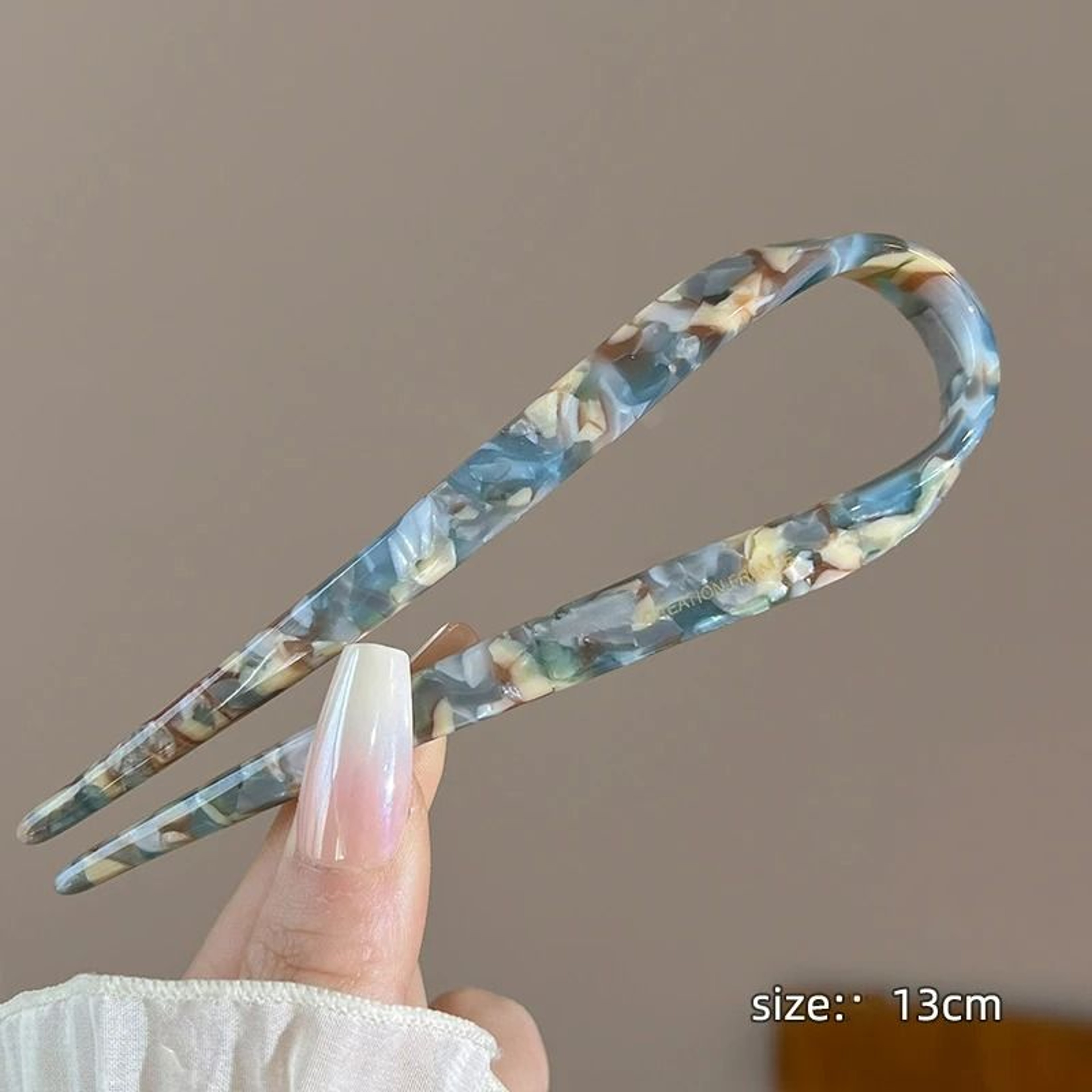 BowCurve Acrylic Hair Fork 8