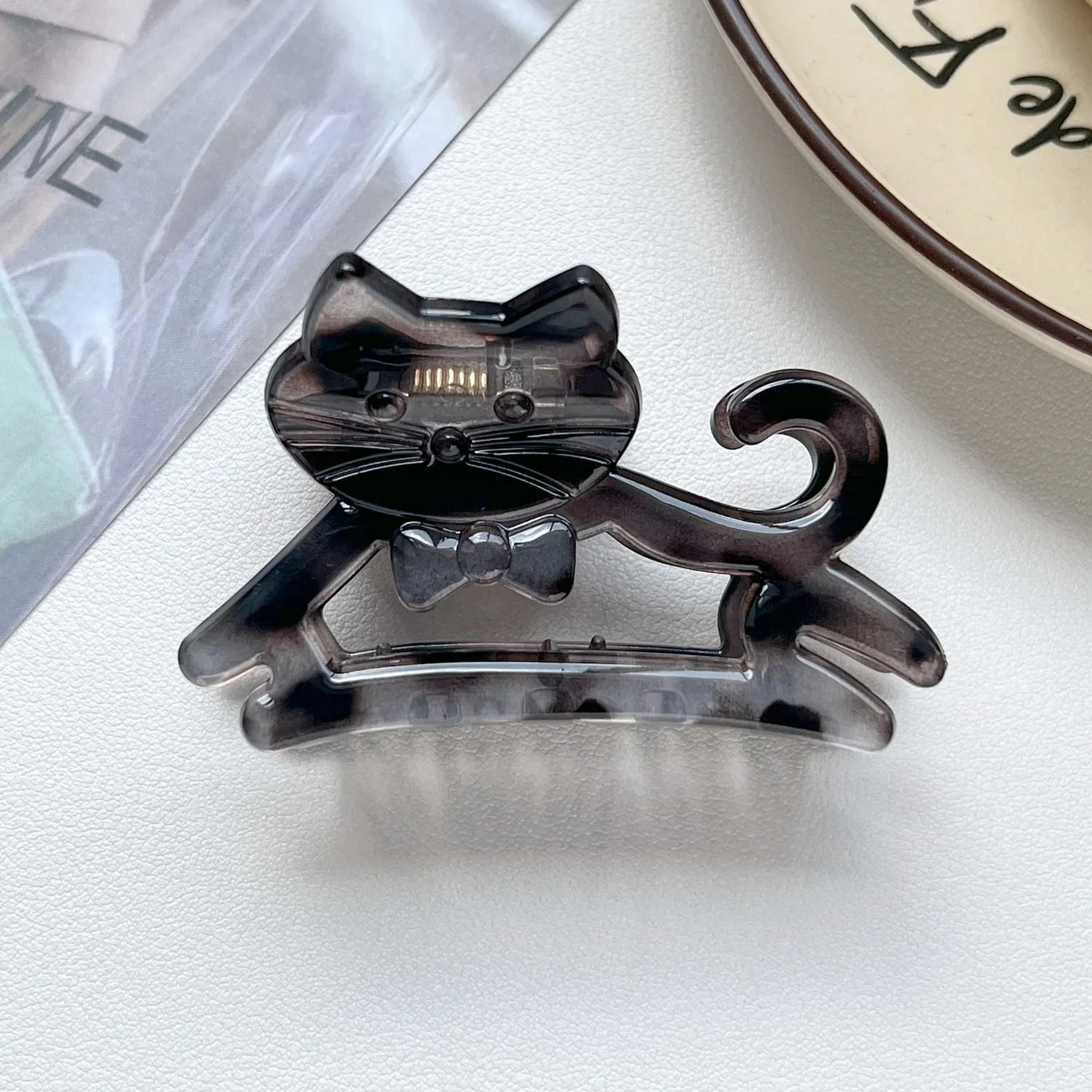 KittyCharm Acrylic Hair Claw 8