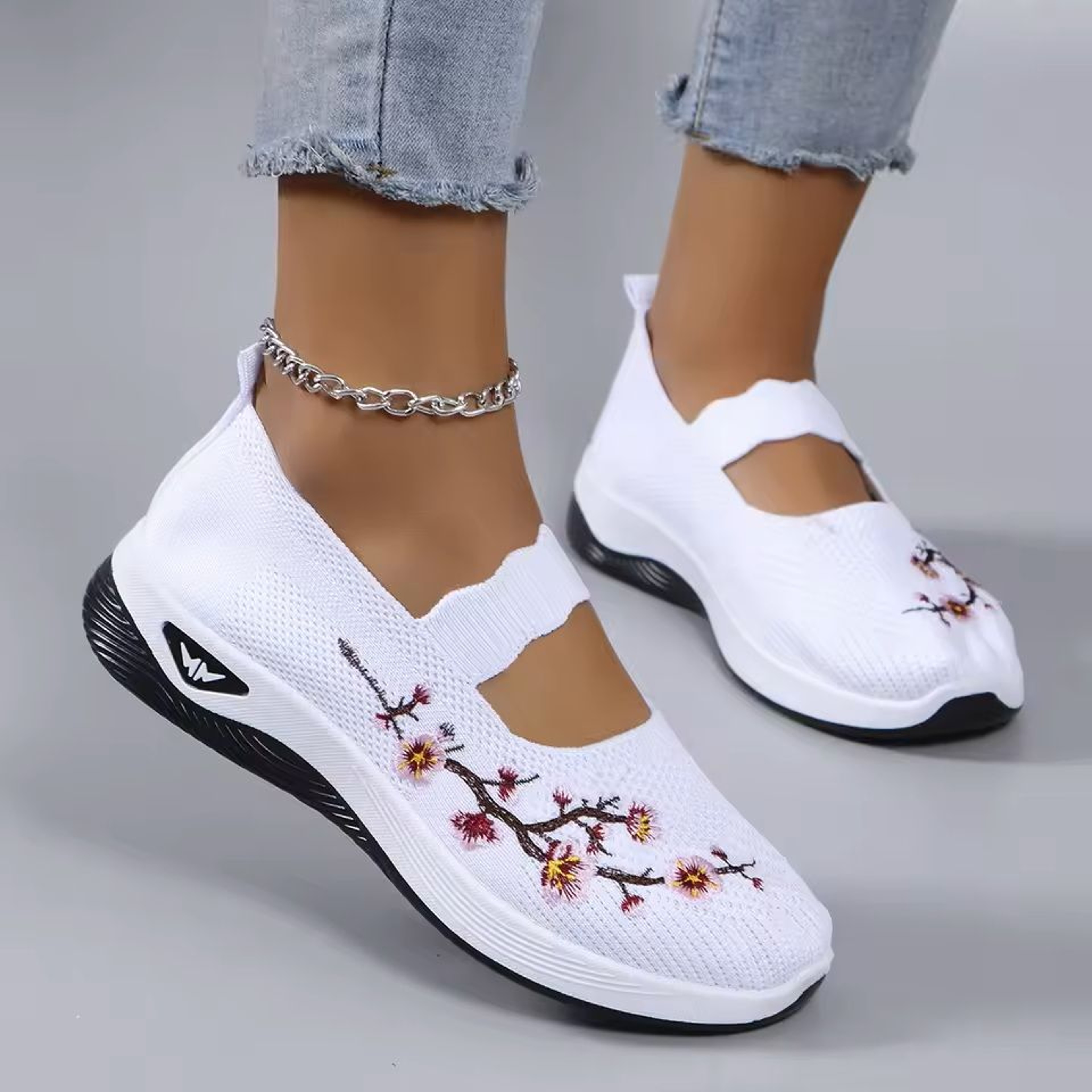 BreezeWalk Women Breathable Mesh Flat Sports Shoes 10