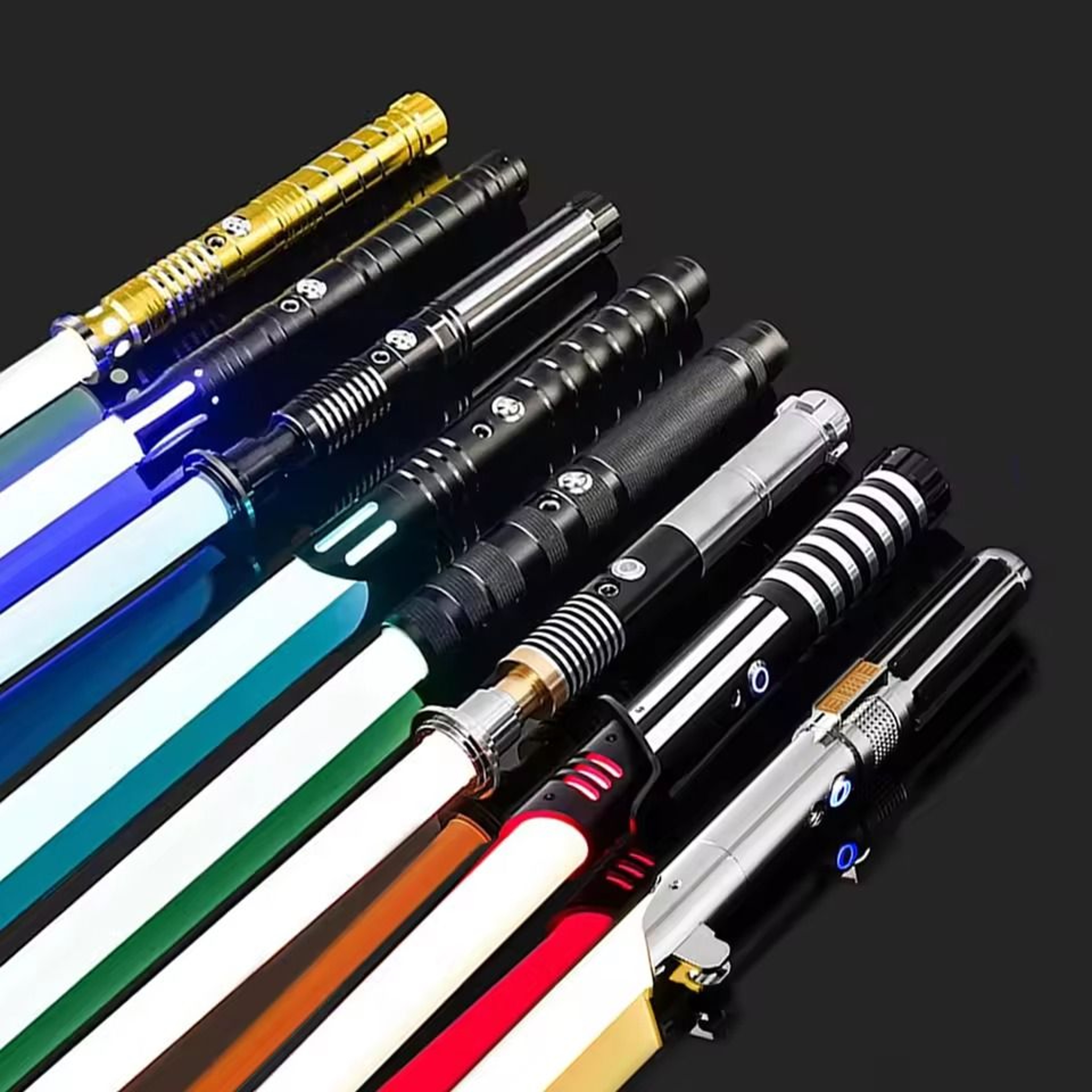 RGB Metal Lightsaber With Color Changing And Sound Effects For Dueling And Cosplay 0