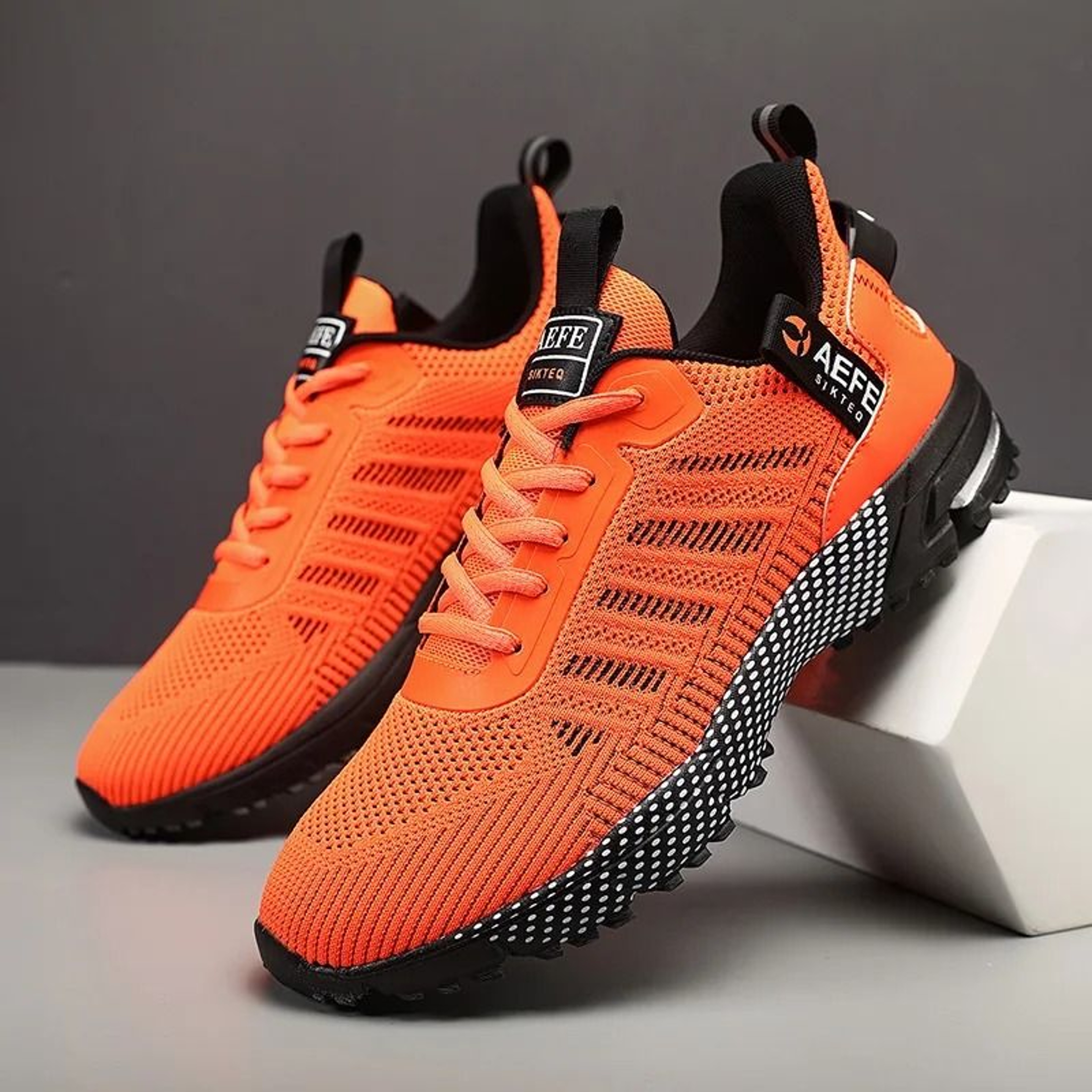 Mens Lightweight Running Sneakers With Breathable Mesh For Outdoor Sports And Athletic Training 0