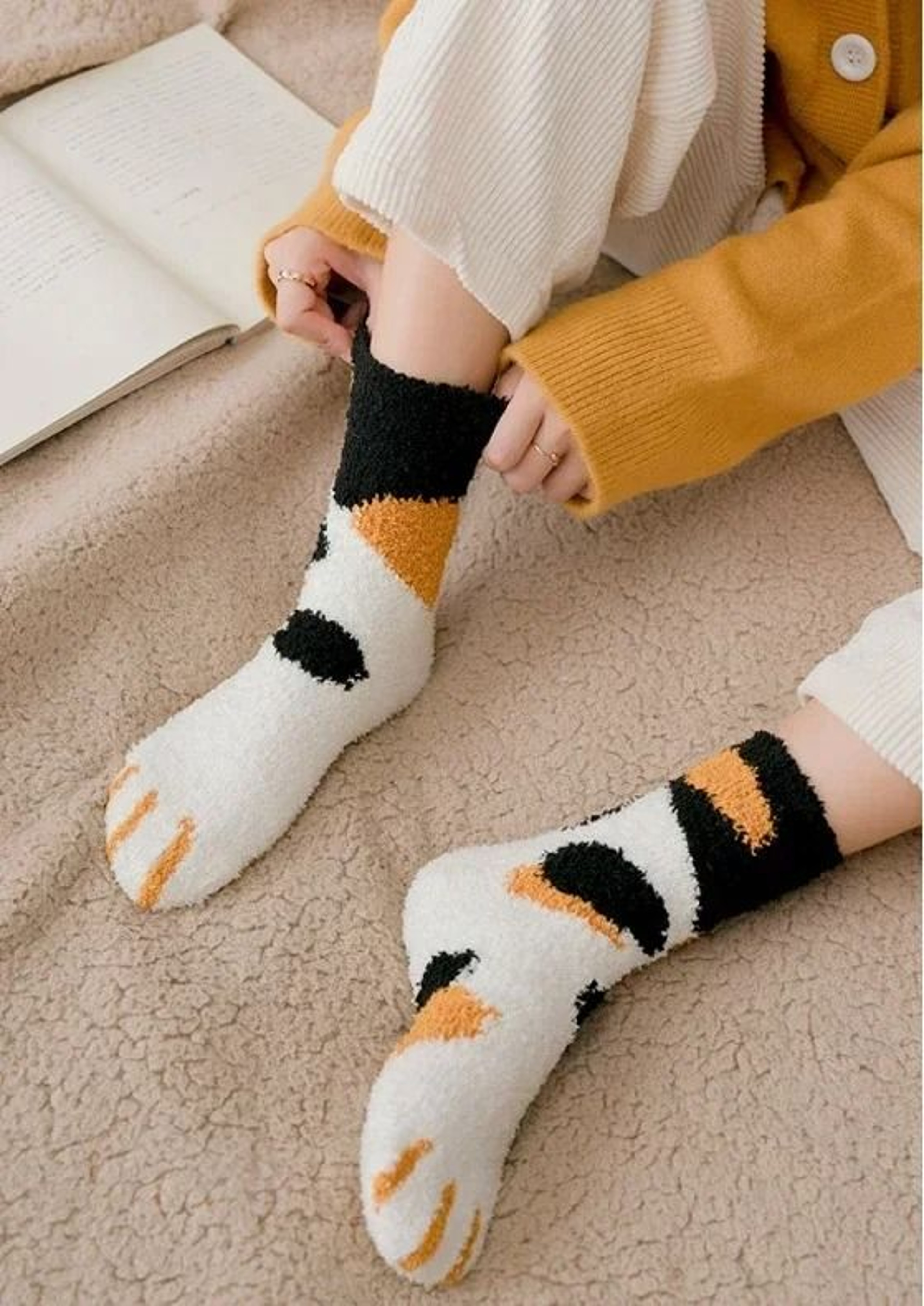 Women 3D Animal Toe Socks Set With Cat Paw And Stripe Designs For Fun Everyday Wear 5
