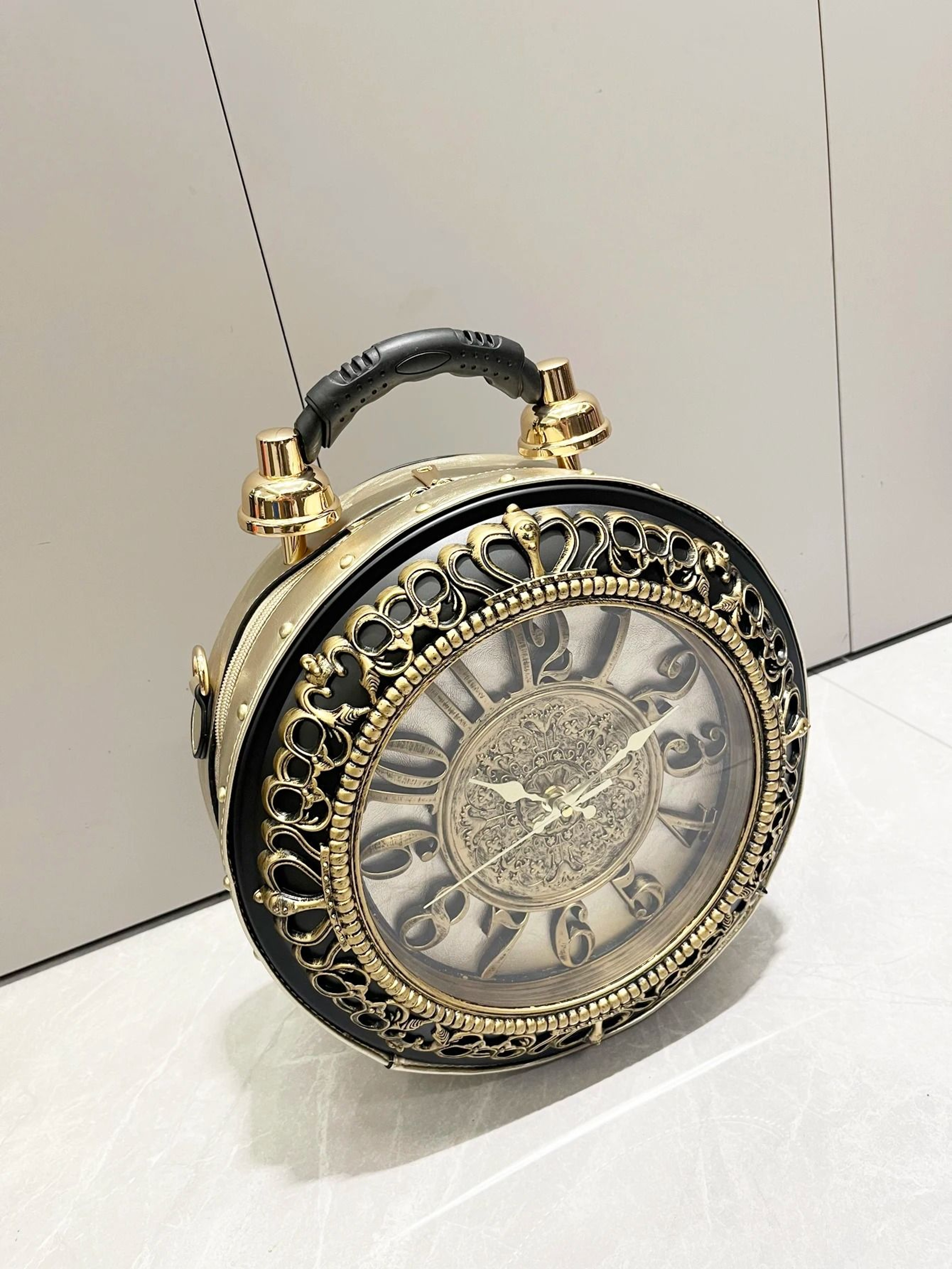 Luxury Designer Clock Shaped PU Leather Shoulder Bag For Women 2