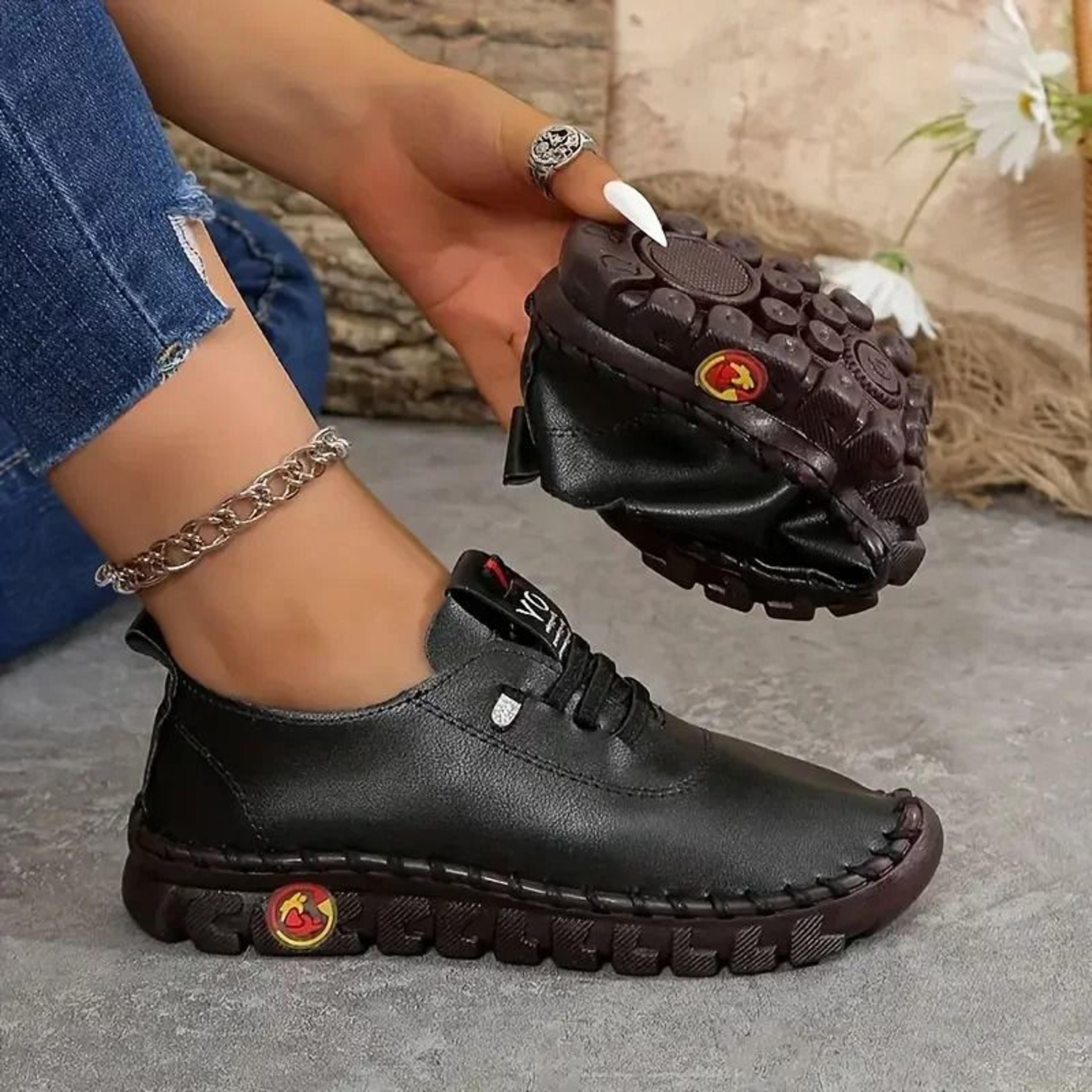 Womens Sneakers Comfortable Thick Sole Fashion Casual Shoes For Outdoor Walking 2