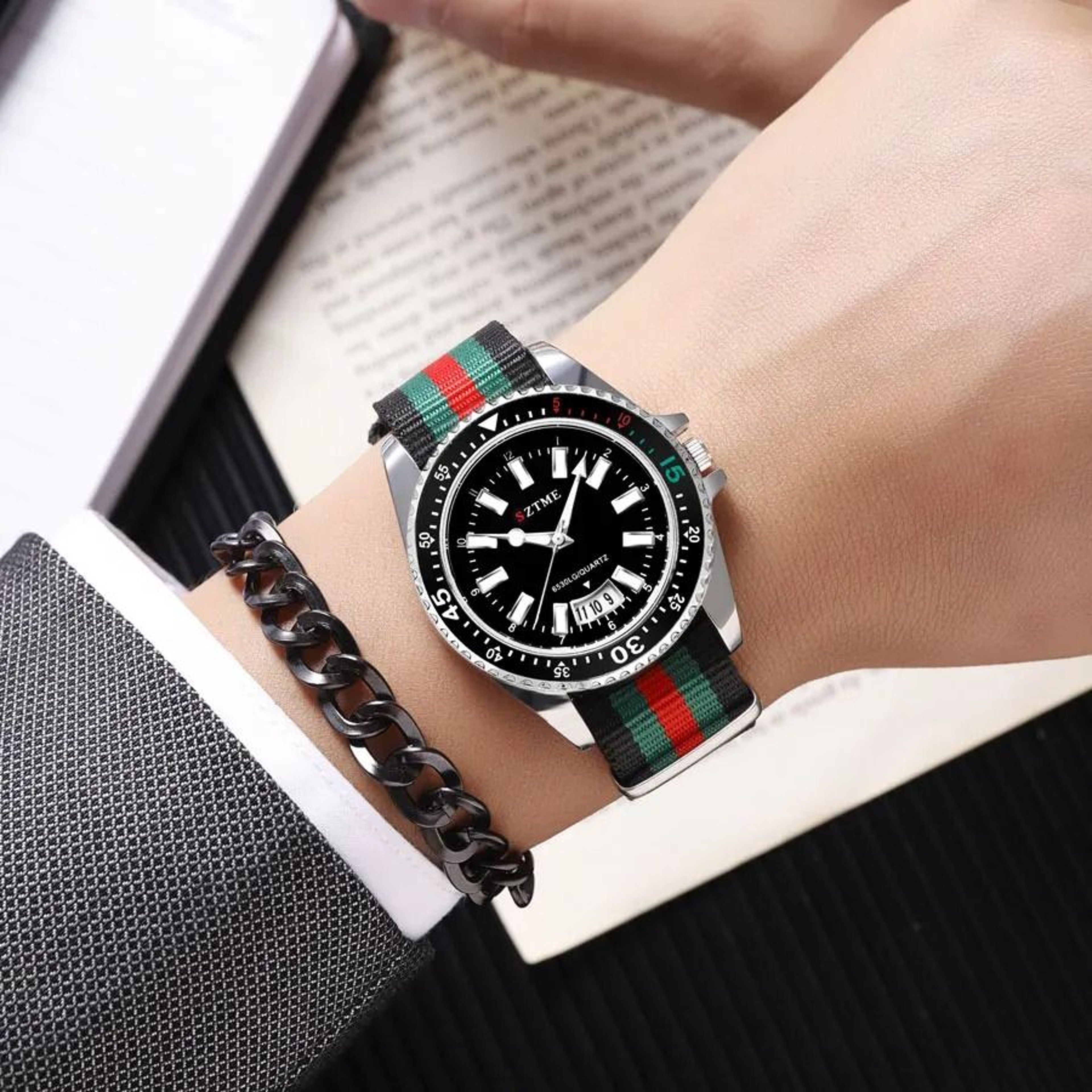 Men Nylon Strap Calendar Watch Quartz Night Light 5