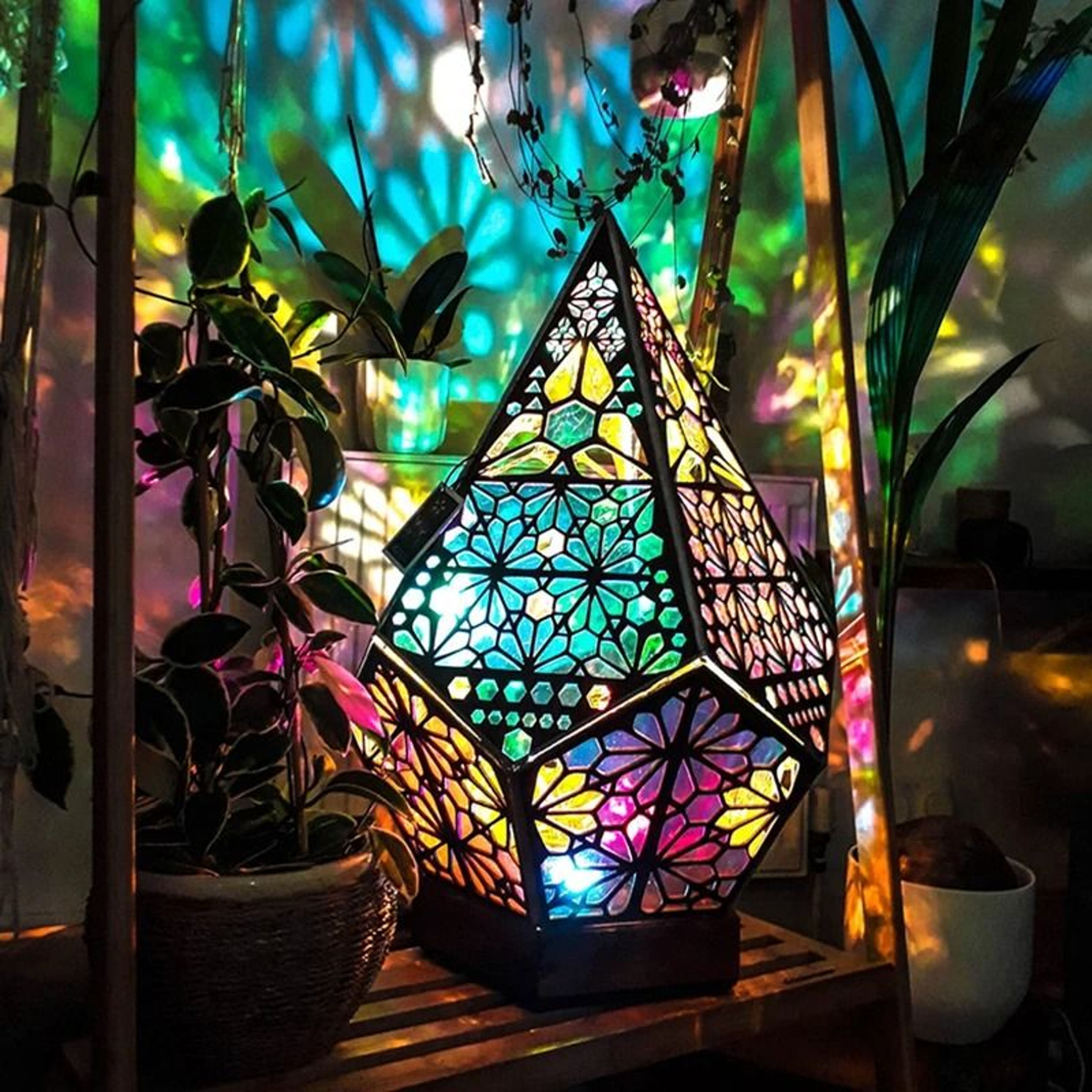 D2 Wooden Hollow LED Projection Night Lamp Home Decor Ambient Light 0