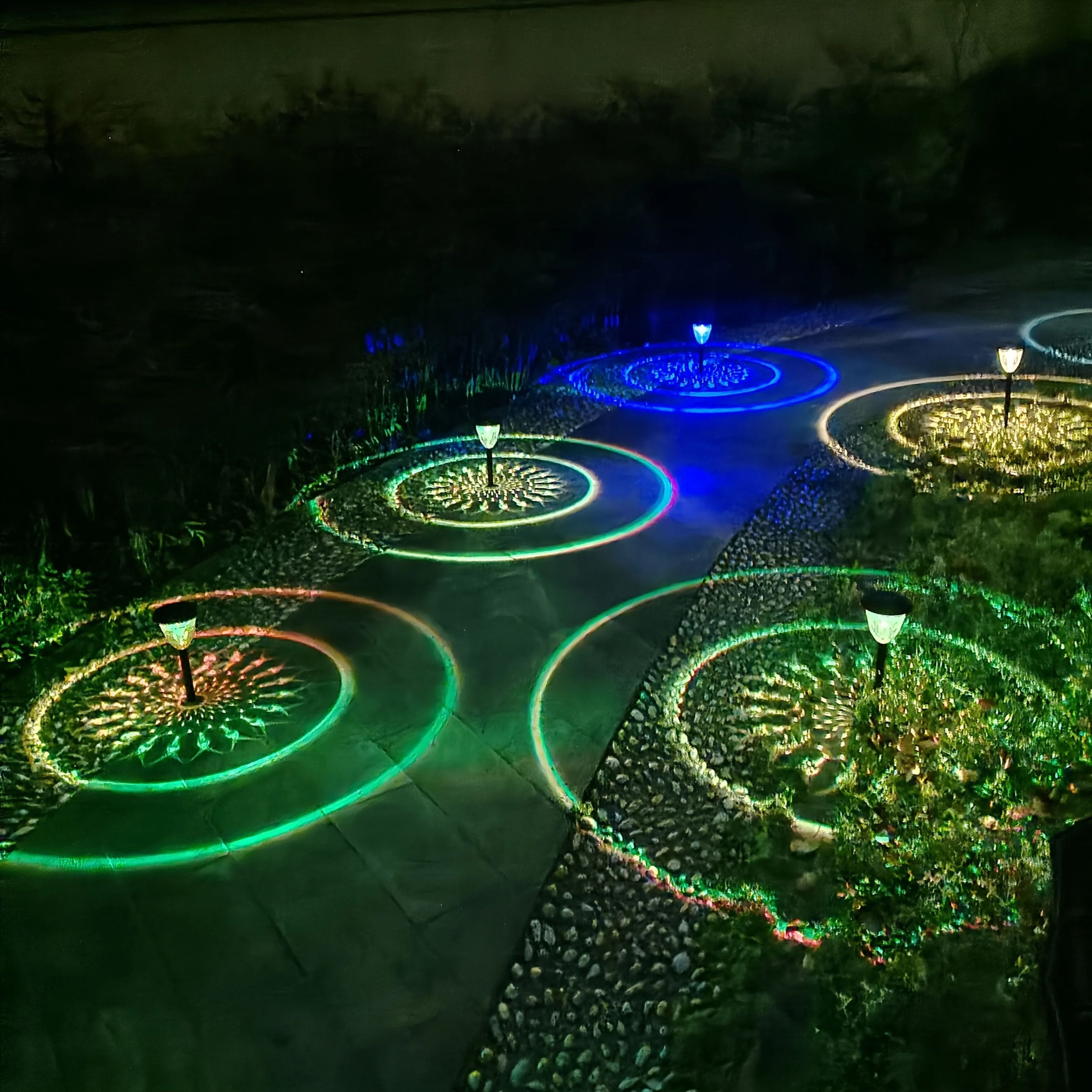 Solar Powered Outdoor Waterproof Circle Shadow Garden Light 6
