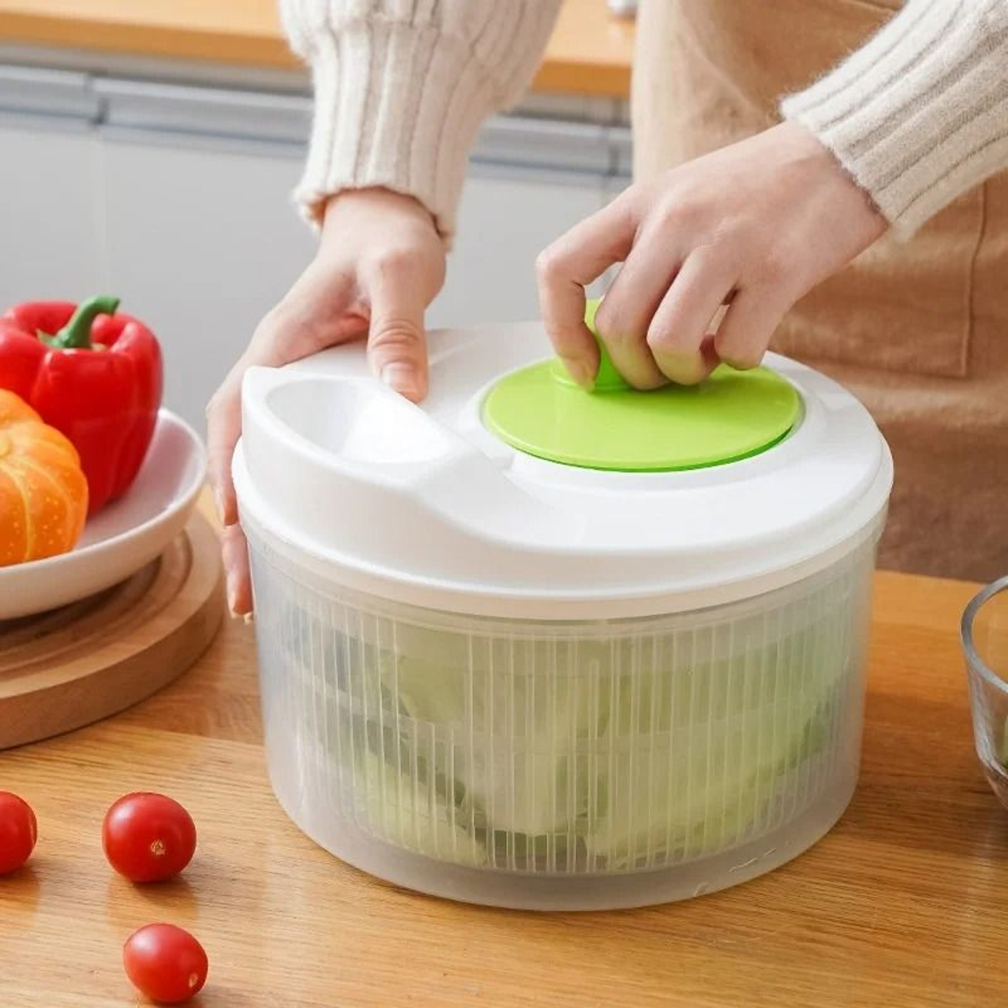 Manual Vegetable Dehydrator And Salad Spinner 2