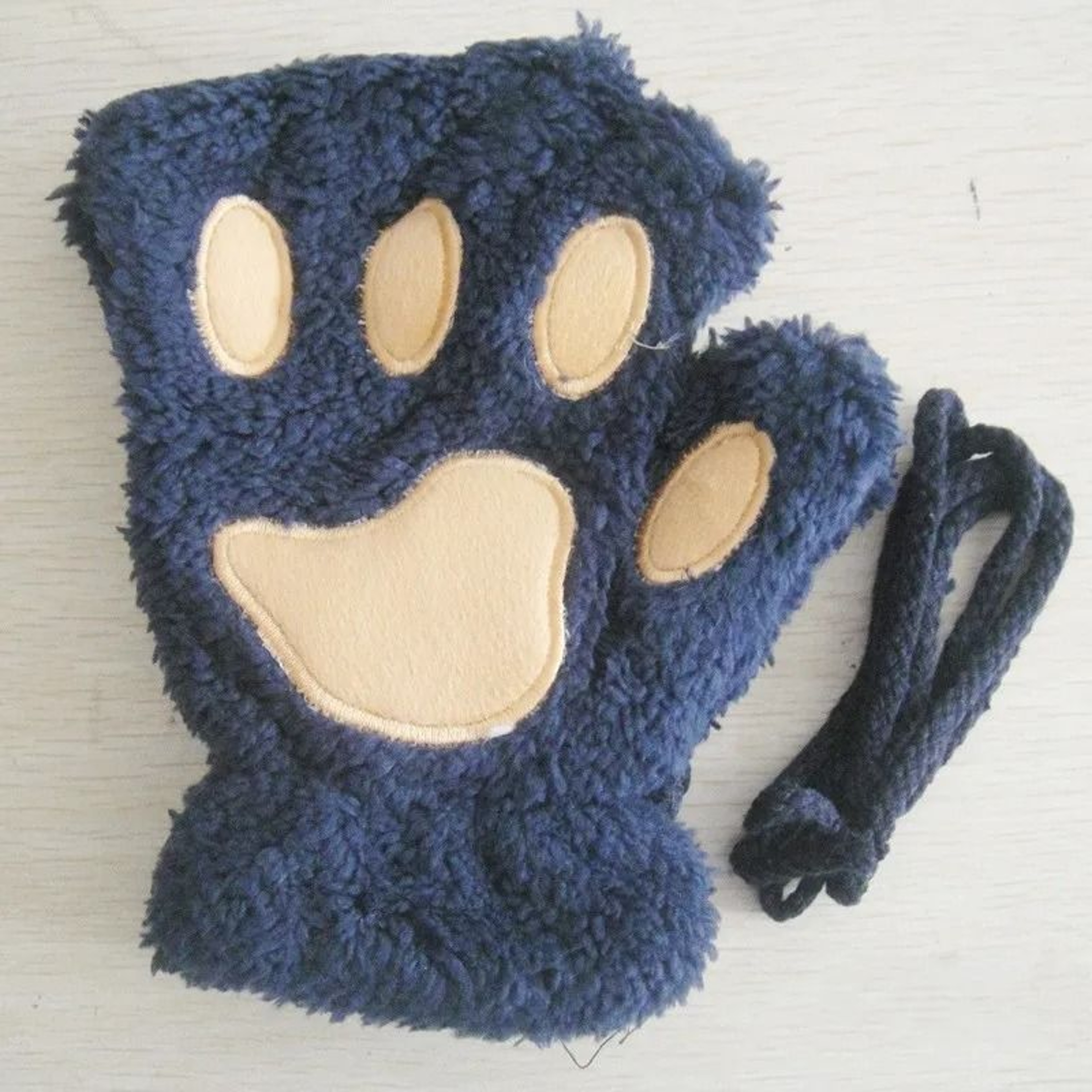 Plush Cat Paw Fingerless Gloves For Women 16