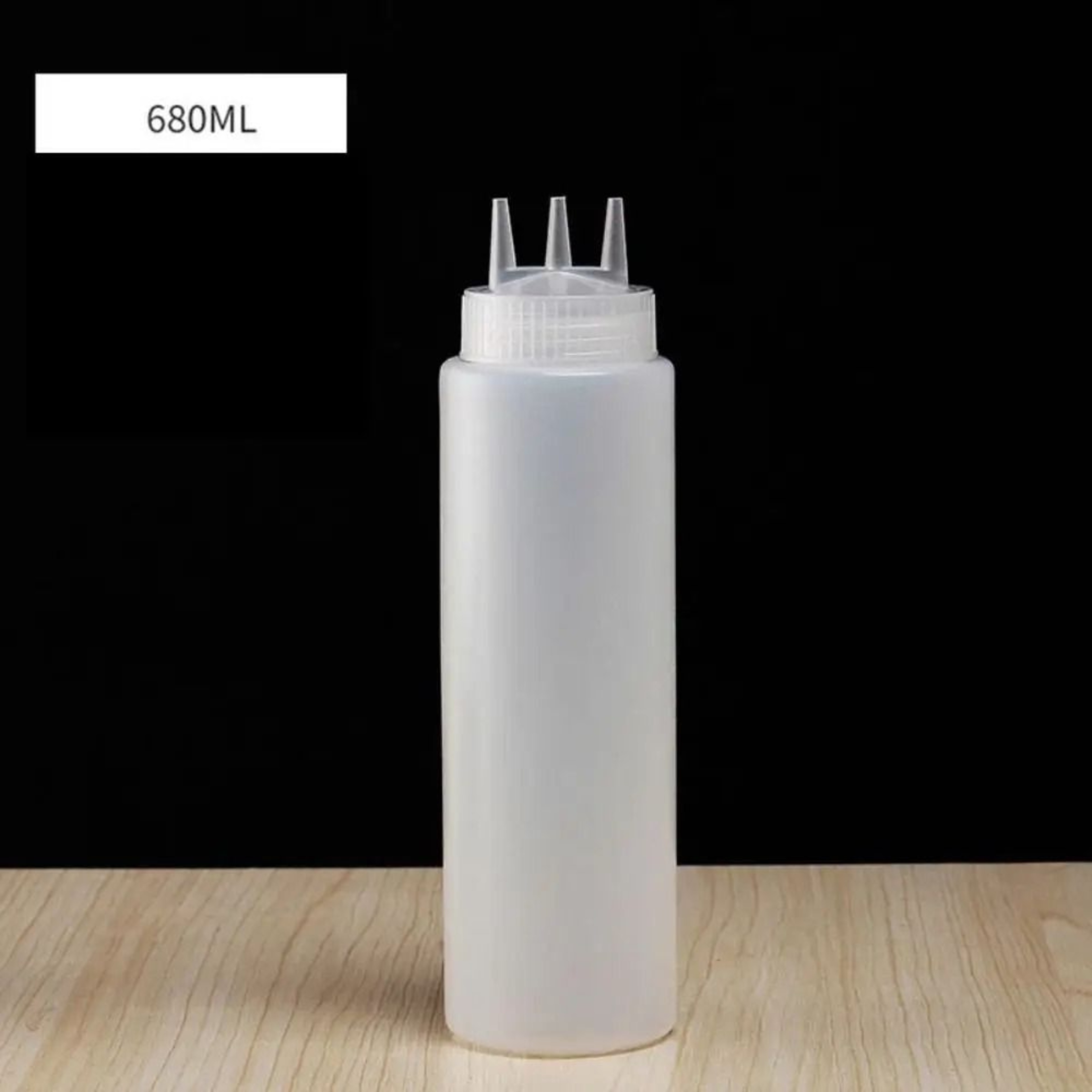 Plastic Graduated Squeeze Sauce Bottle With Three Nozzles For Condiments 12