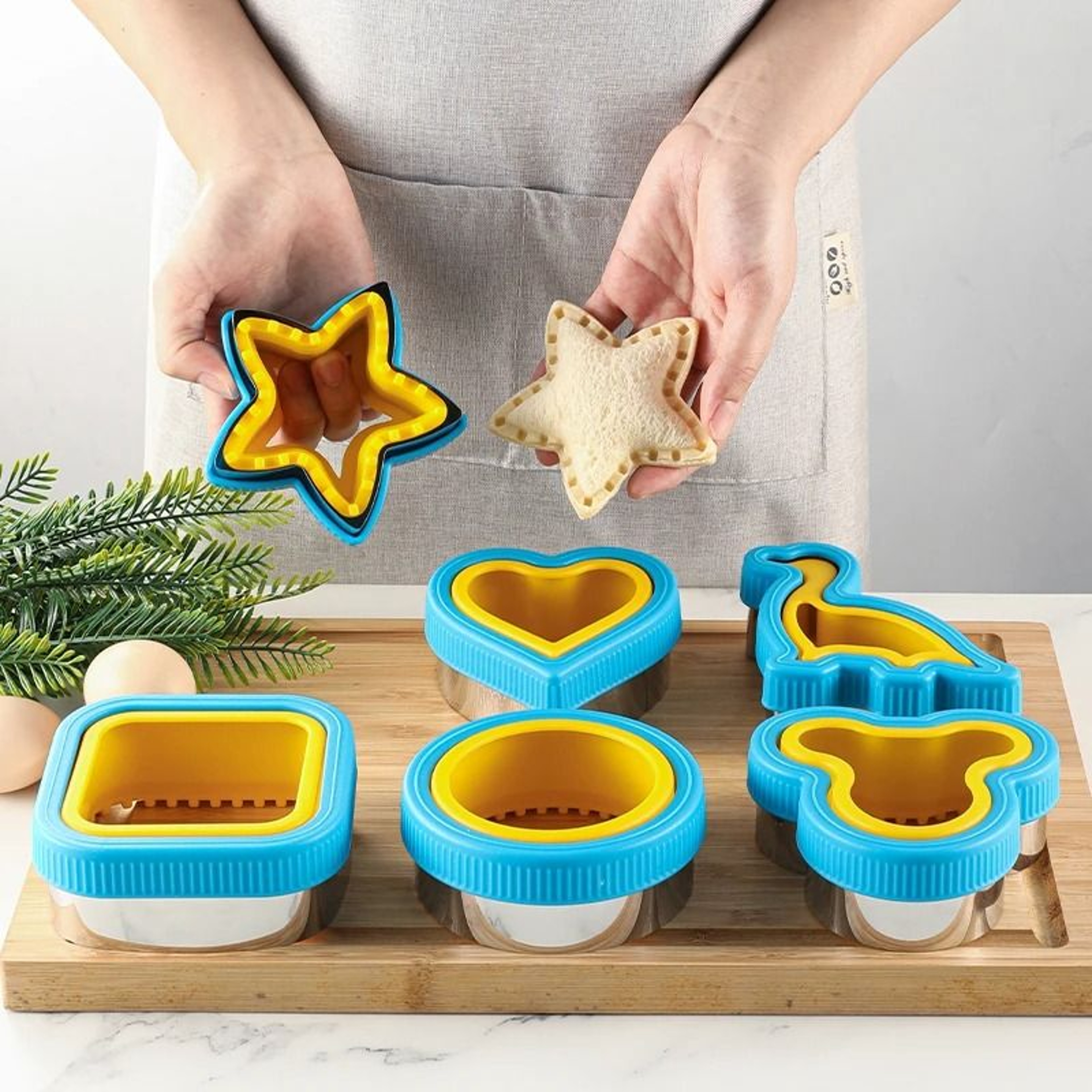 Sandwich Cutting And Sealing Tool For Kitchen Baking And Biscuit Making 1