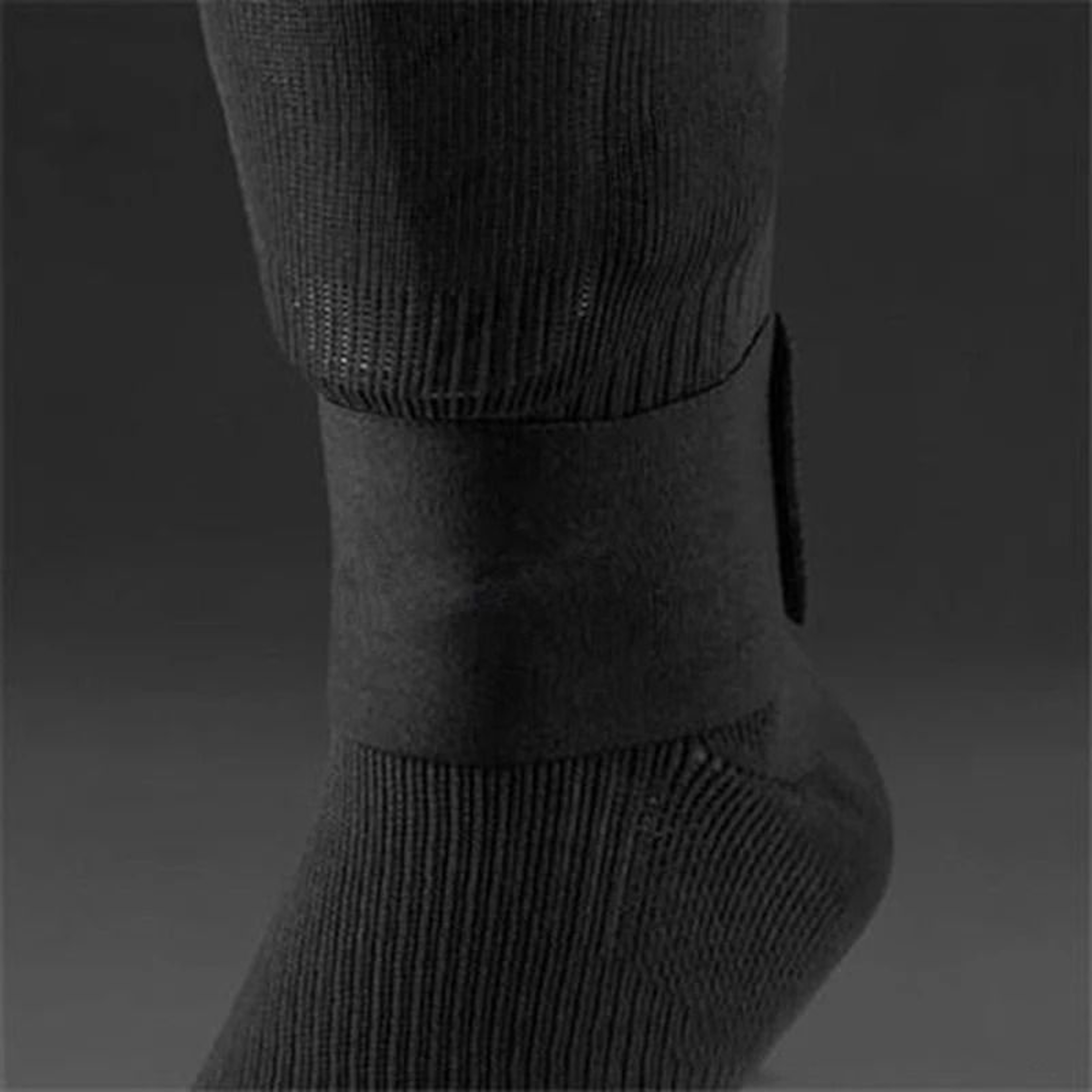 Adjustable Elastic Shin Guard Bandage Strap For Soccer And Sports 7