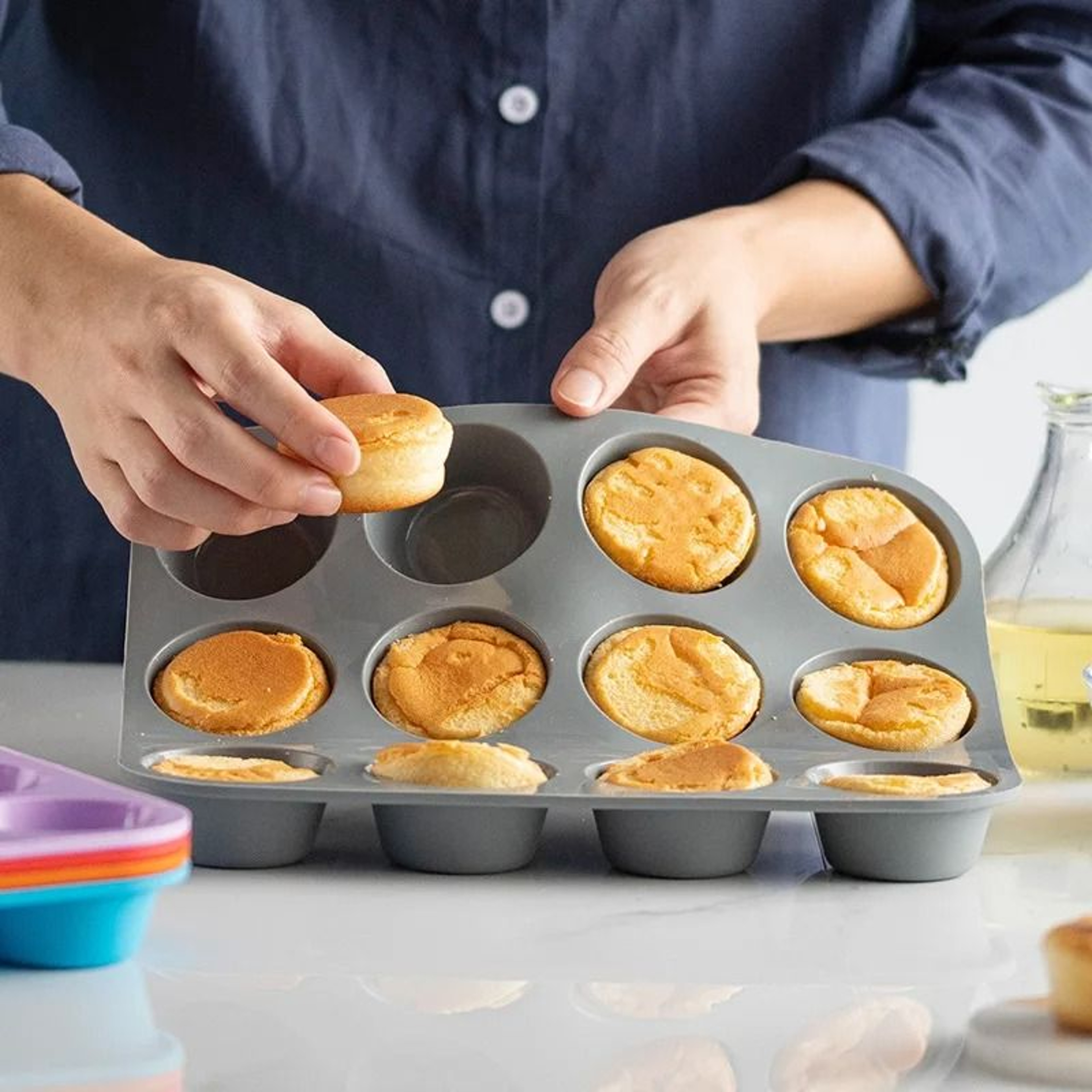 12 Hole Silicone Baking Mold For Cupcakes Muffins And Chocolate 2