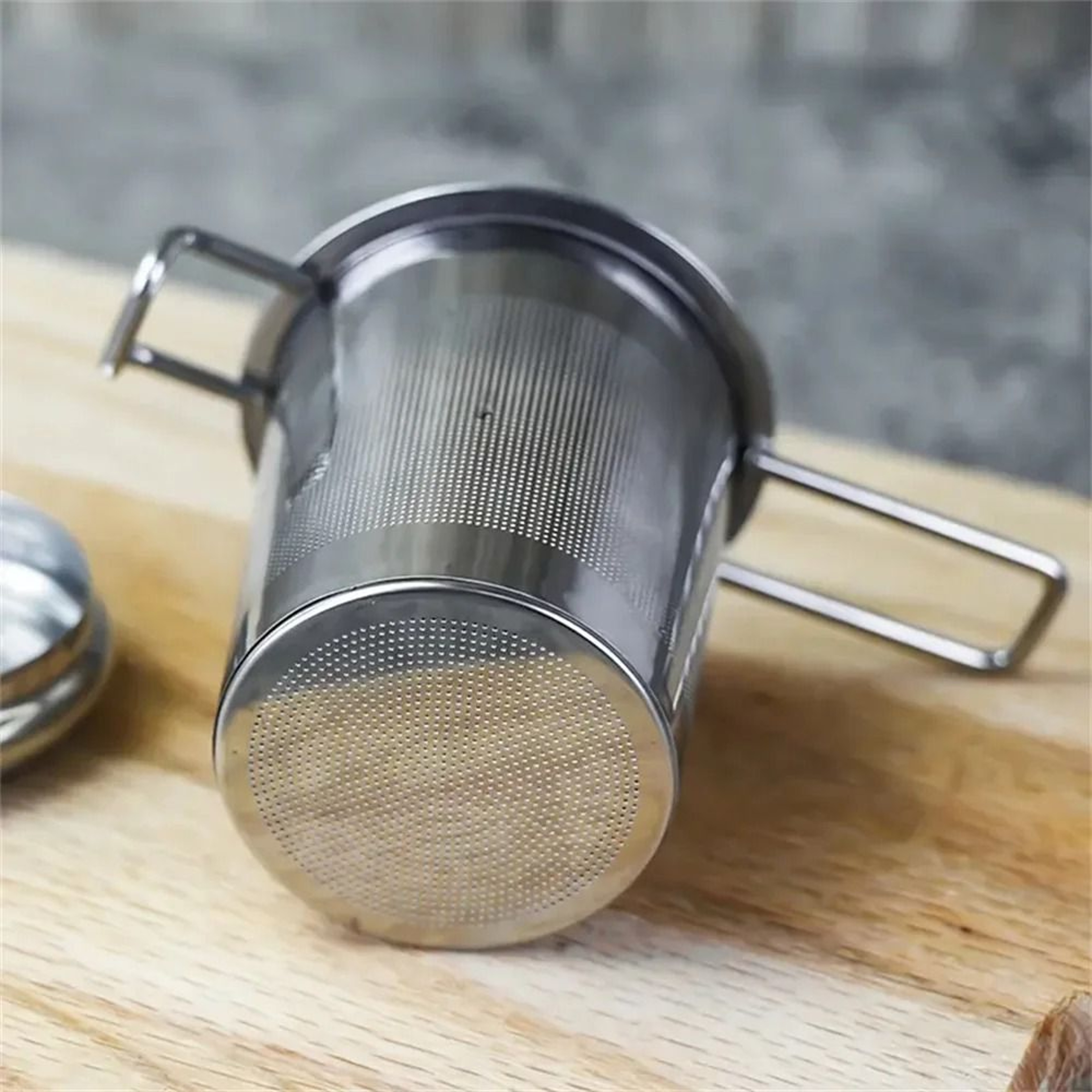 Premium Stainless Steel Tea Filter With Extended Folding Handle And Lid 2