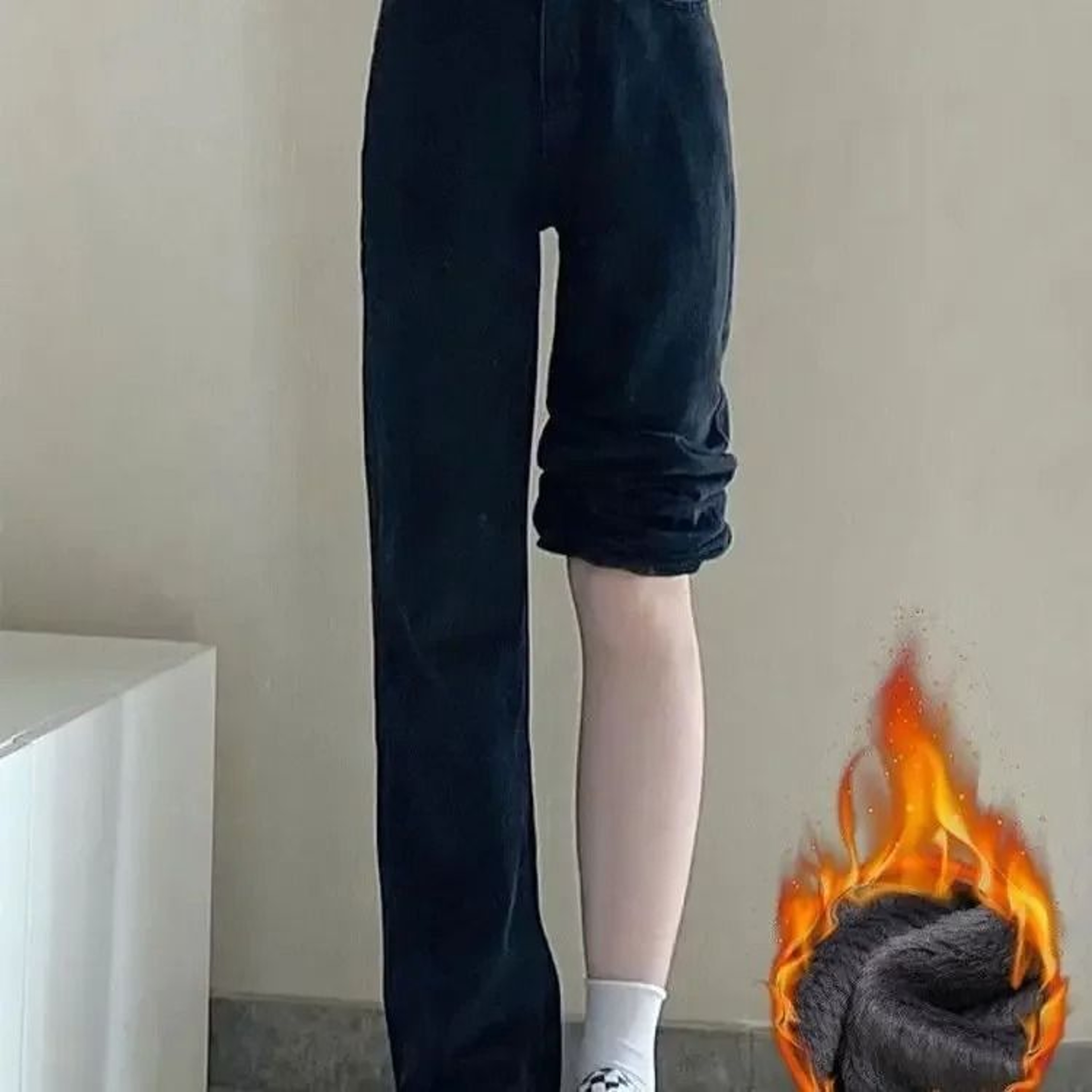 Thickened Fleece Lined Womens Wide Leg Jeans Winter Warm Straight Cut Pants 3