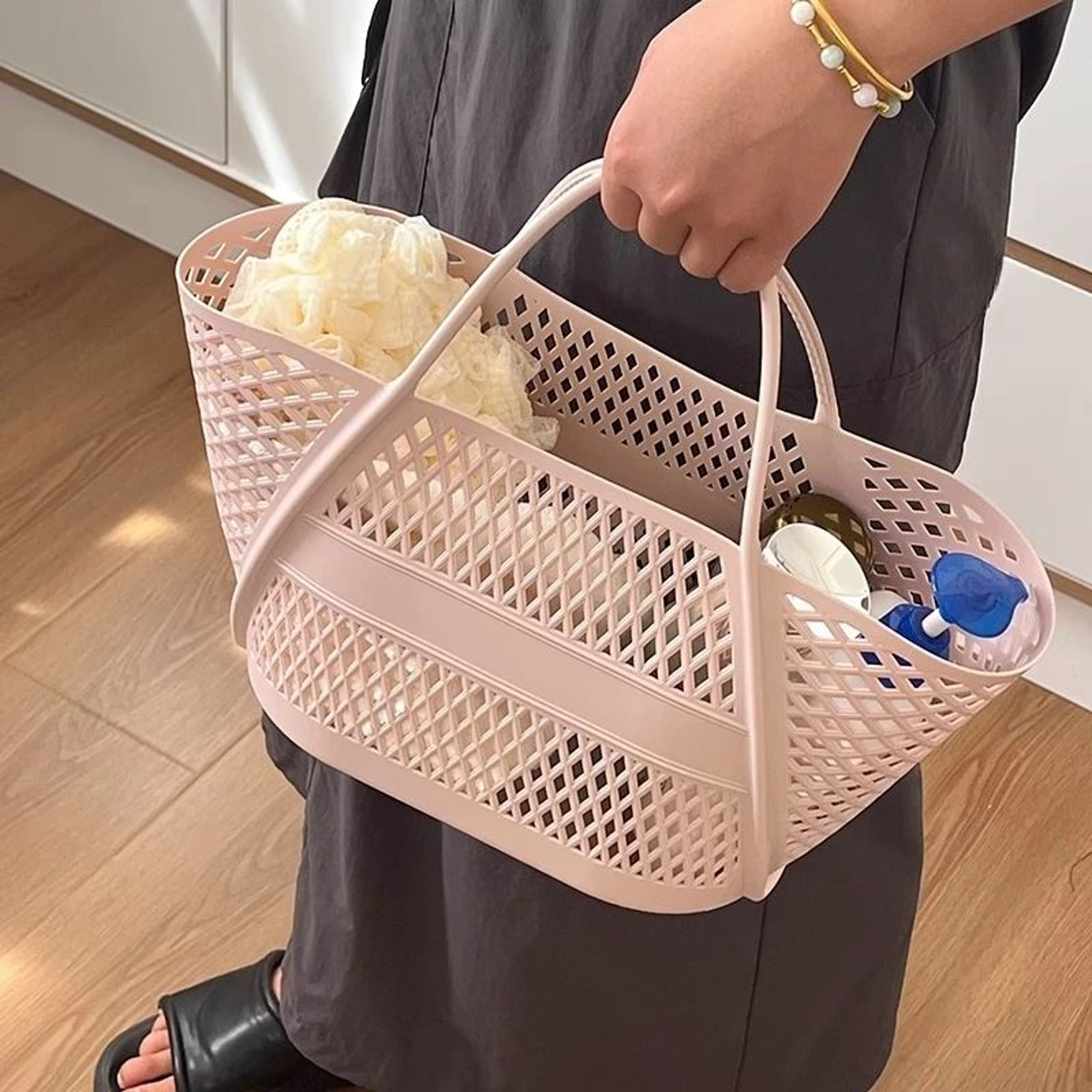 Swimming Bathing Handle Basket Student Bathing Basket Bathroom Storage Basket 4