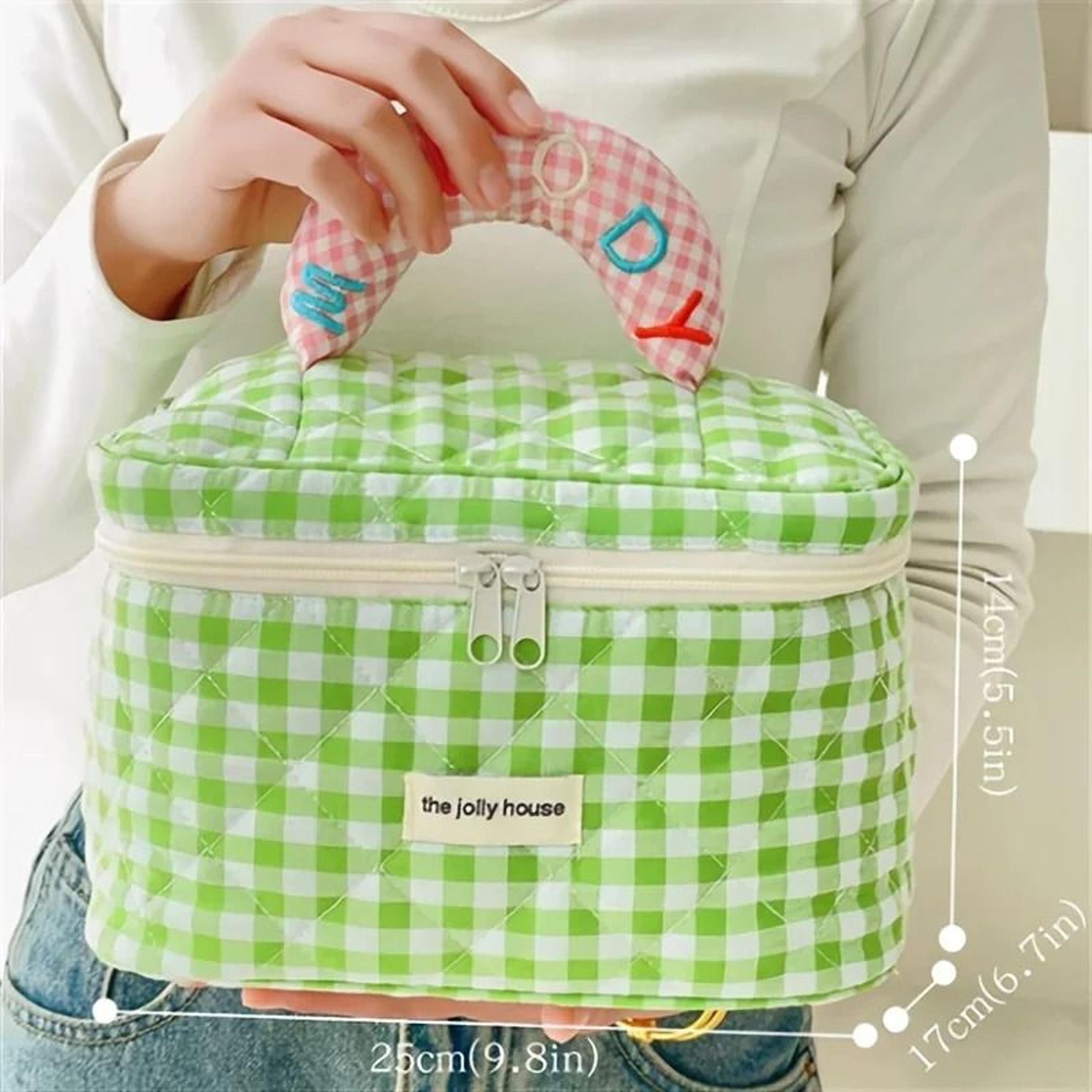 Cute Check Pattern Makeup Bucket Bag For Ladies Travel And Storage 1