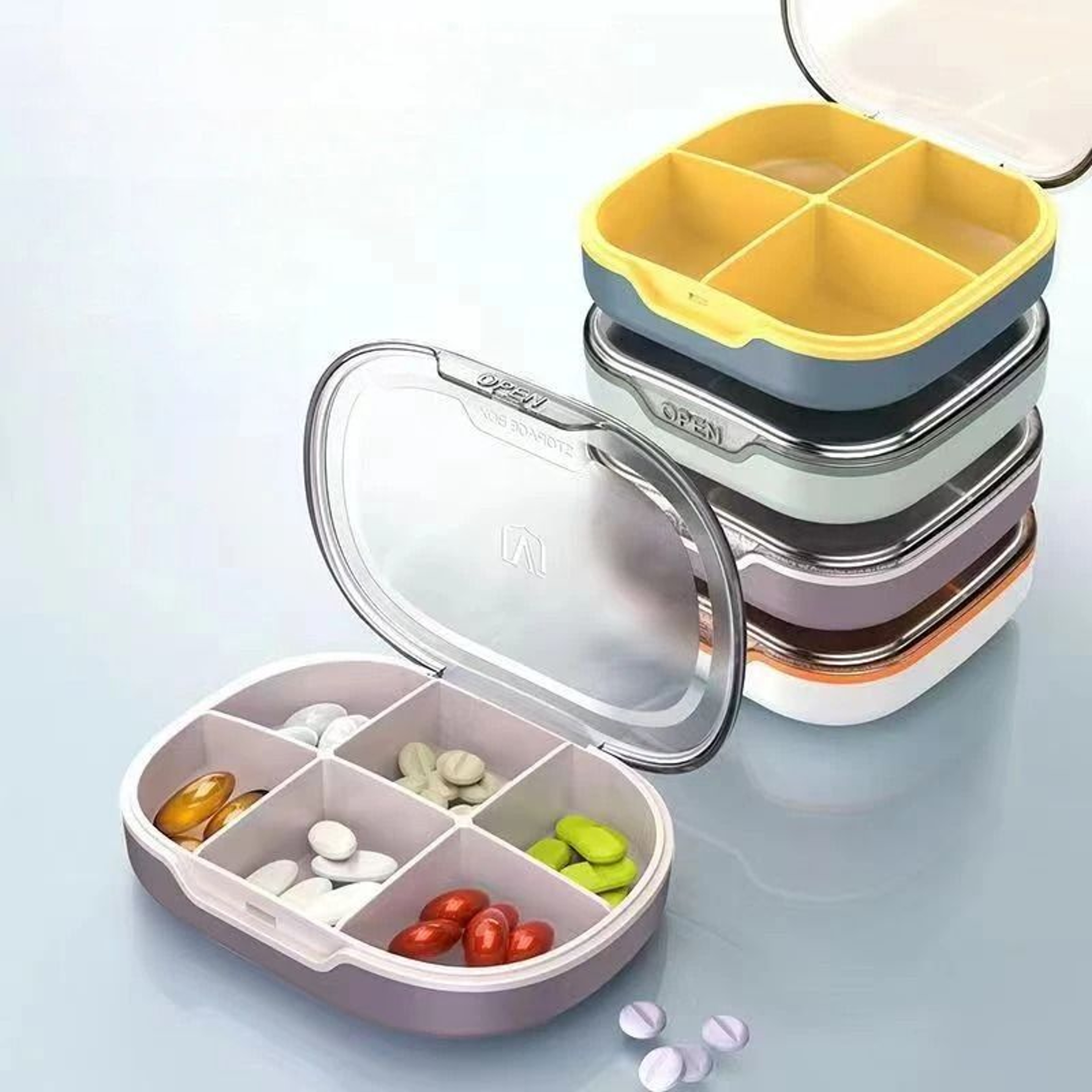 Portable Pill Storage Box With 4 Or 6 Grid Compartments For Travel And Daily Use 0