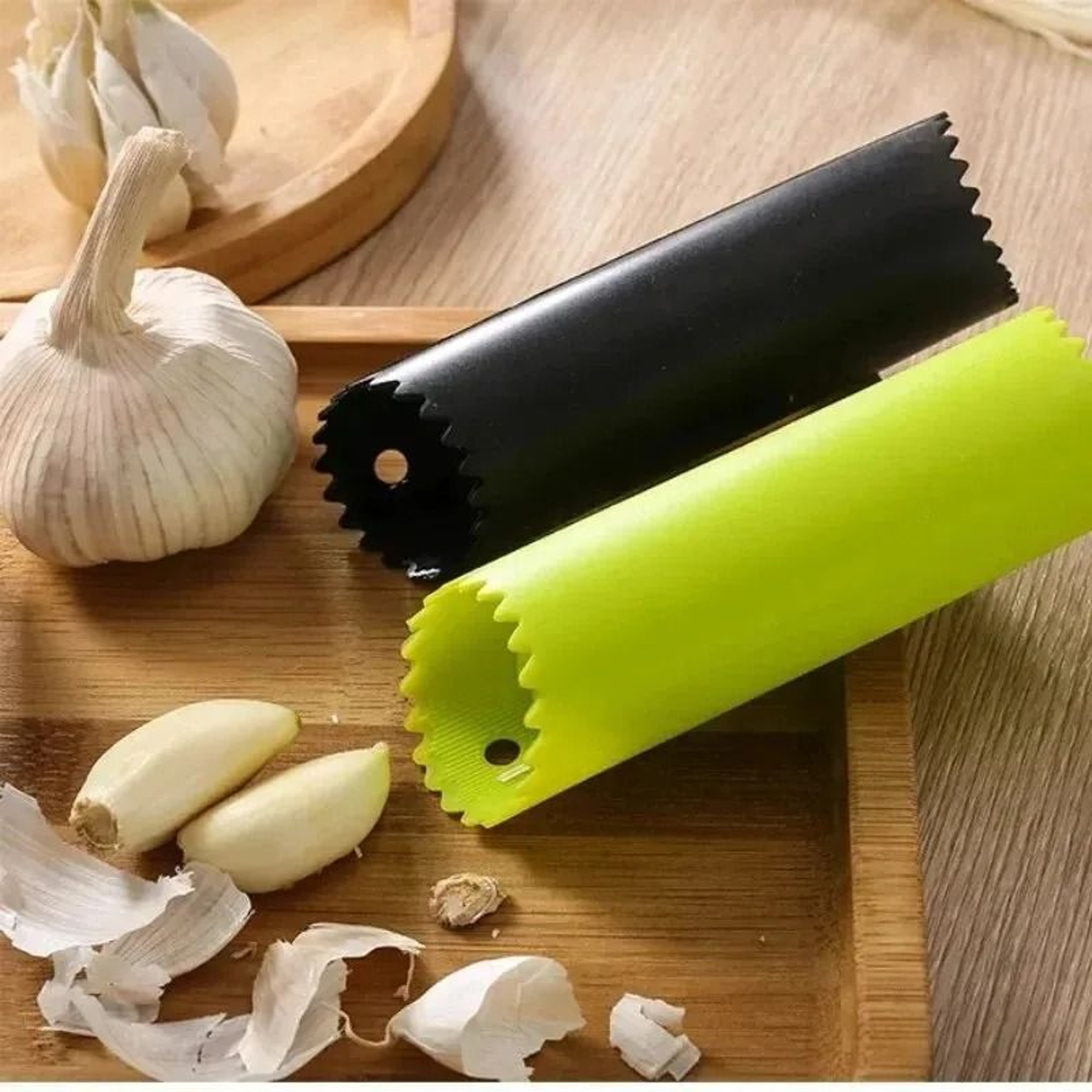 Silicone Garlic Peeler Tube For Easy No Mess Garlic Skin Removal 1